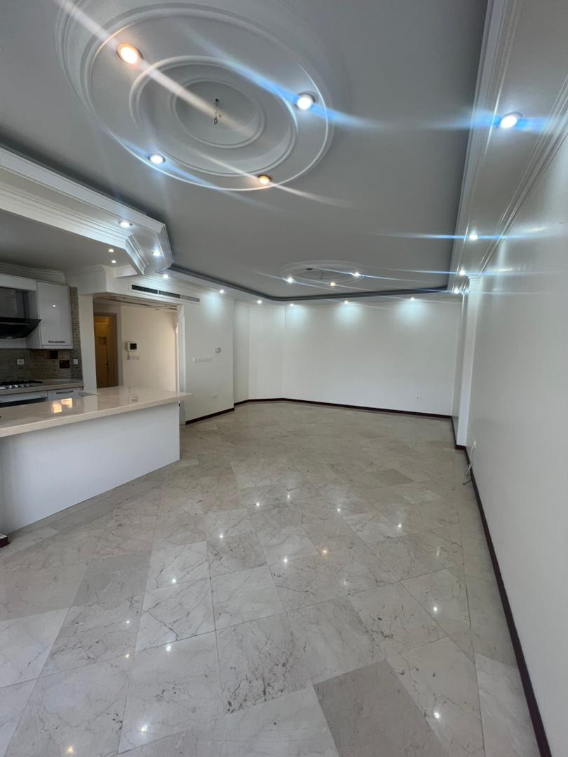 فروش آپارتمان 100 متر اندرزگو 2 خواب