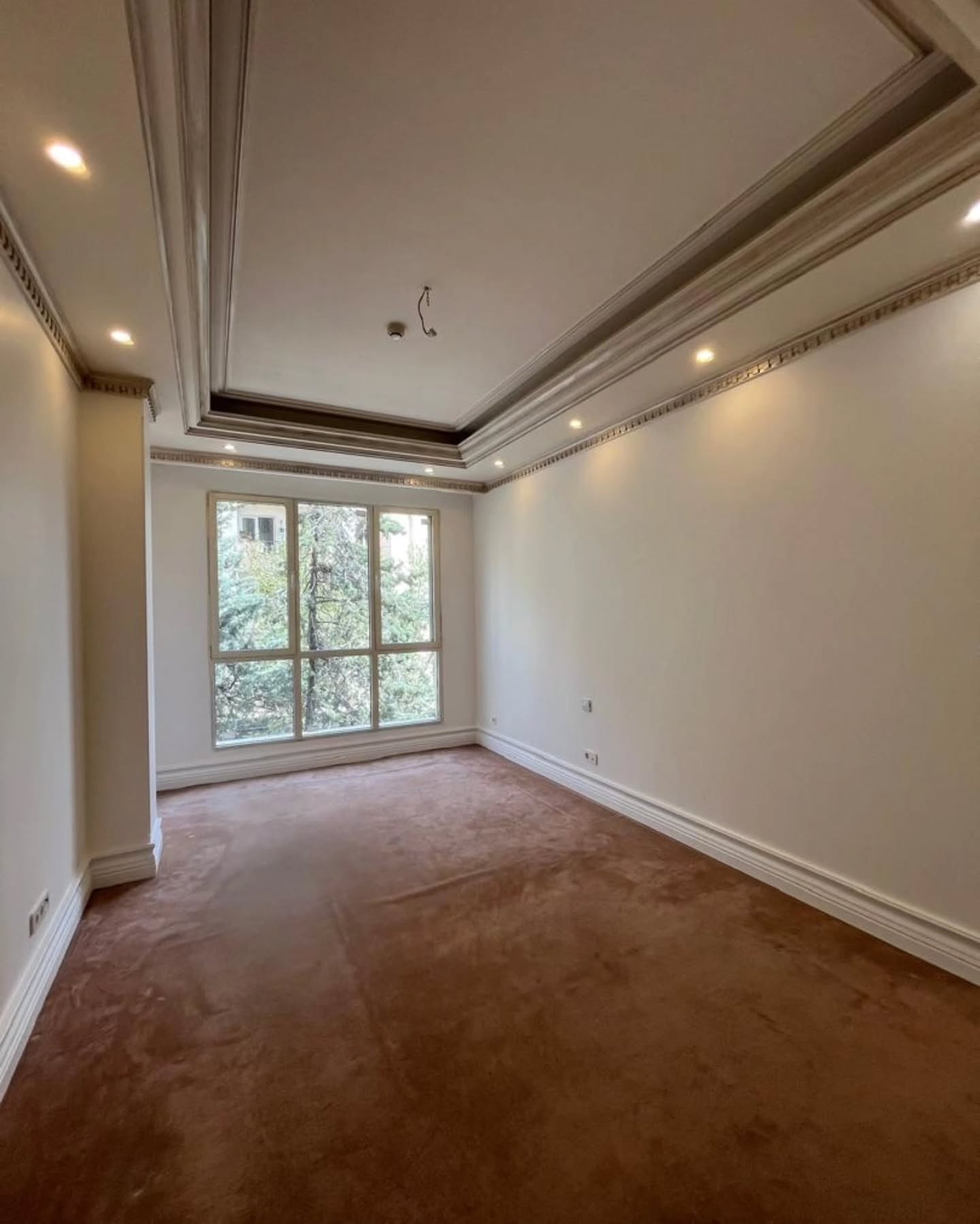 فرمانیه آقایی 220متر 3خواب تراس کاربردی