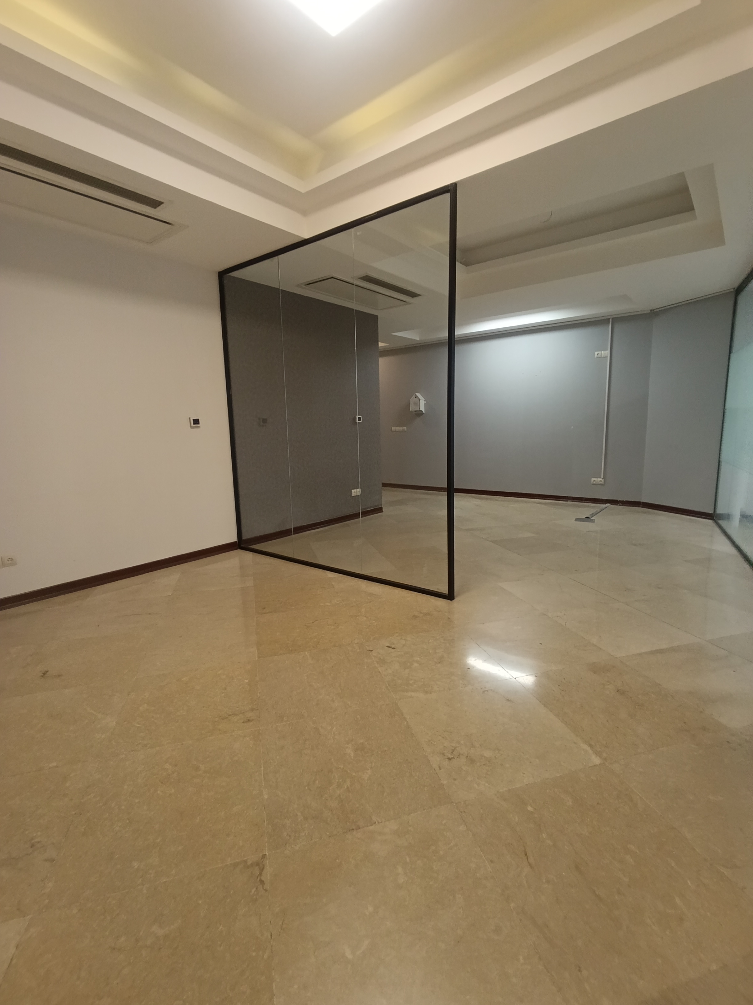 اجاره اداری 110متر نیاوران