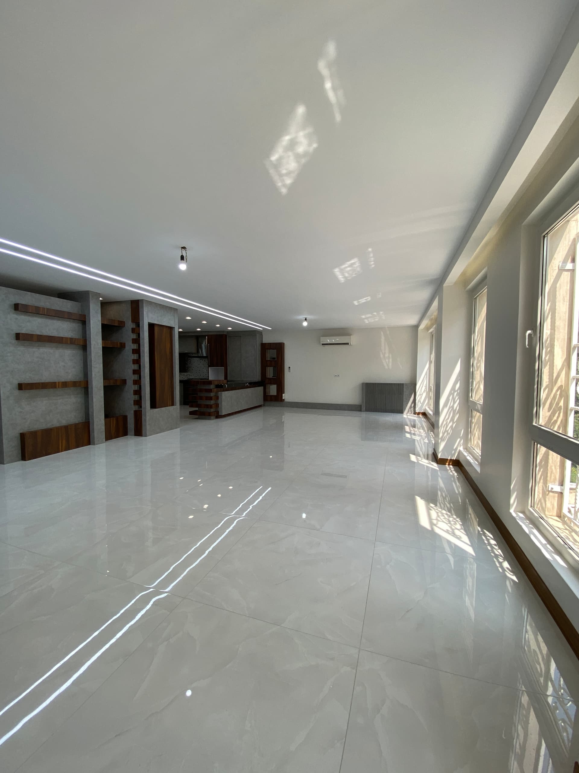فروش آپارتمان 210 متر نیاوران سه خواب