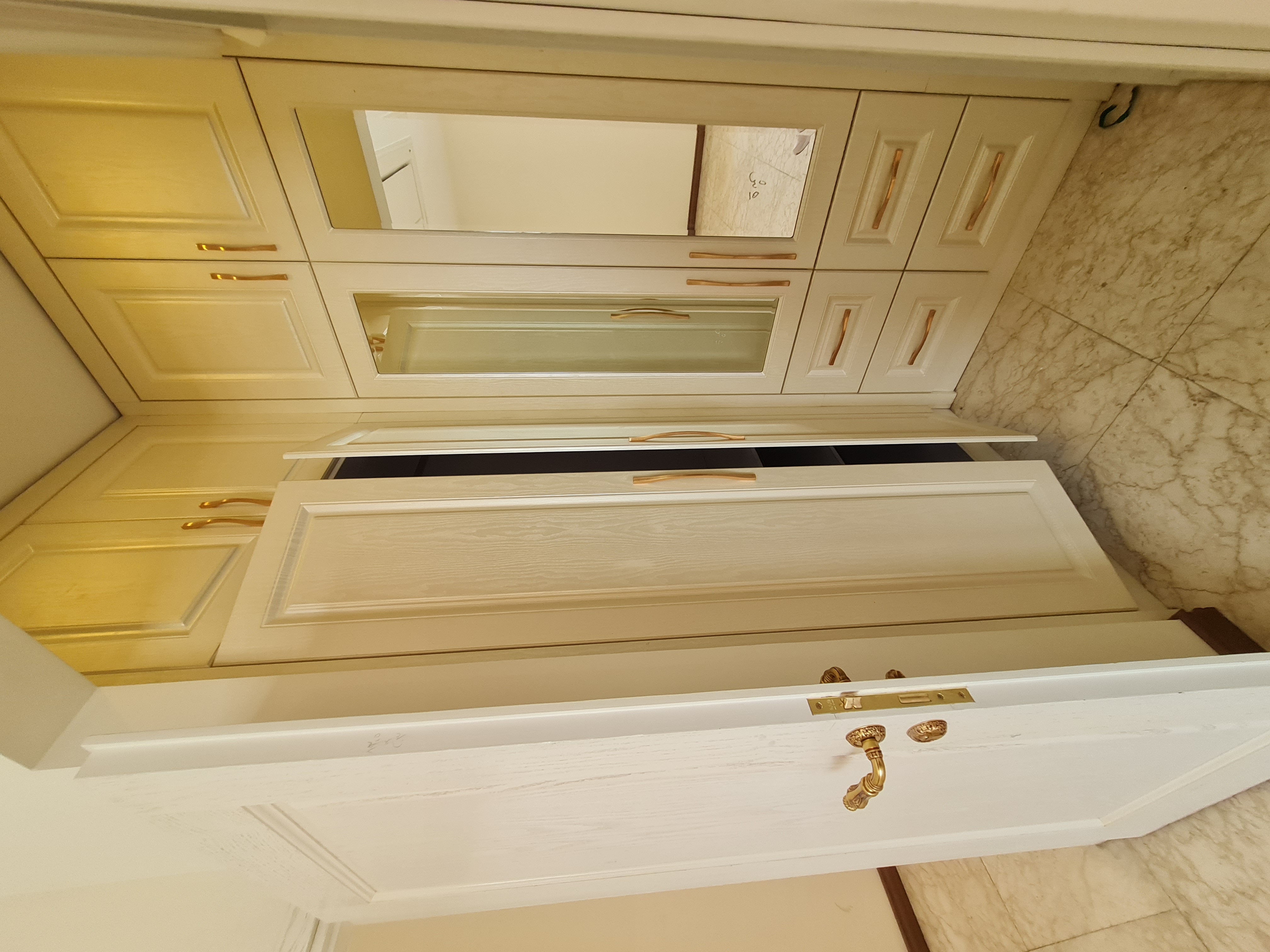 فروش آپارتمان 300 متر دروس صالح حسینی