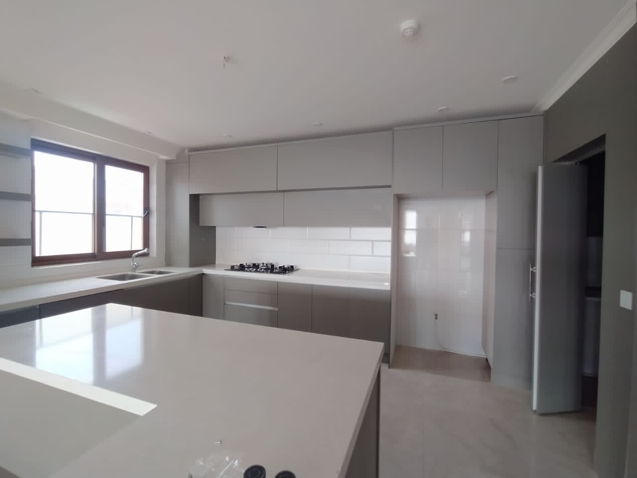 فروش آپارتمان 120متر دولت طبقه آخر بالکن کاربردی