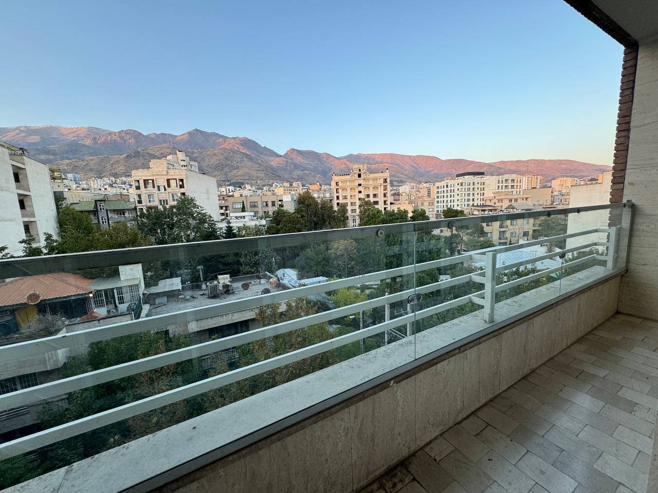 فروش آپارتمان 165 متری ویو شمال فرمانیه غربی