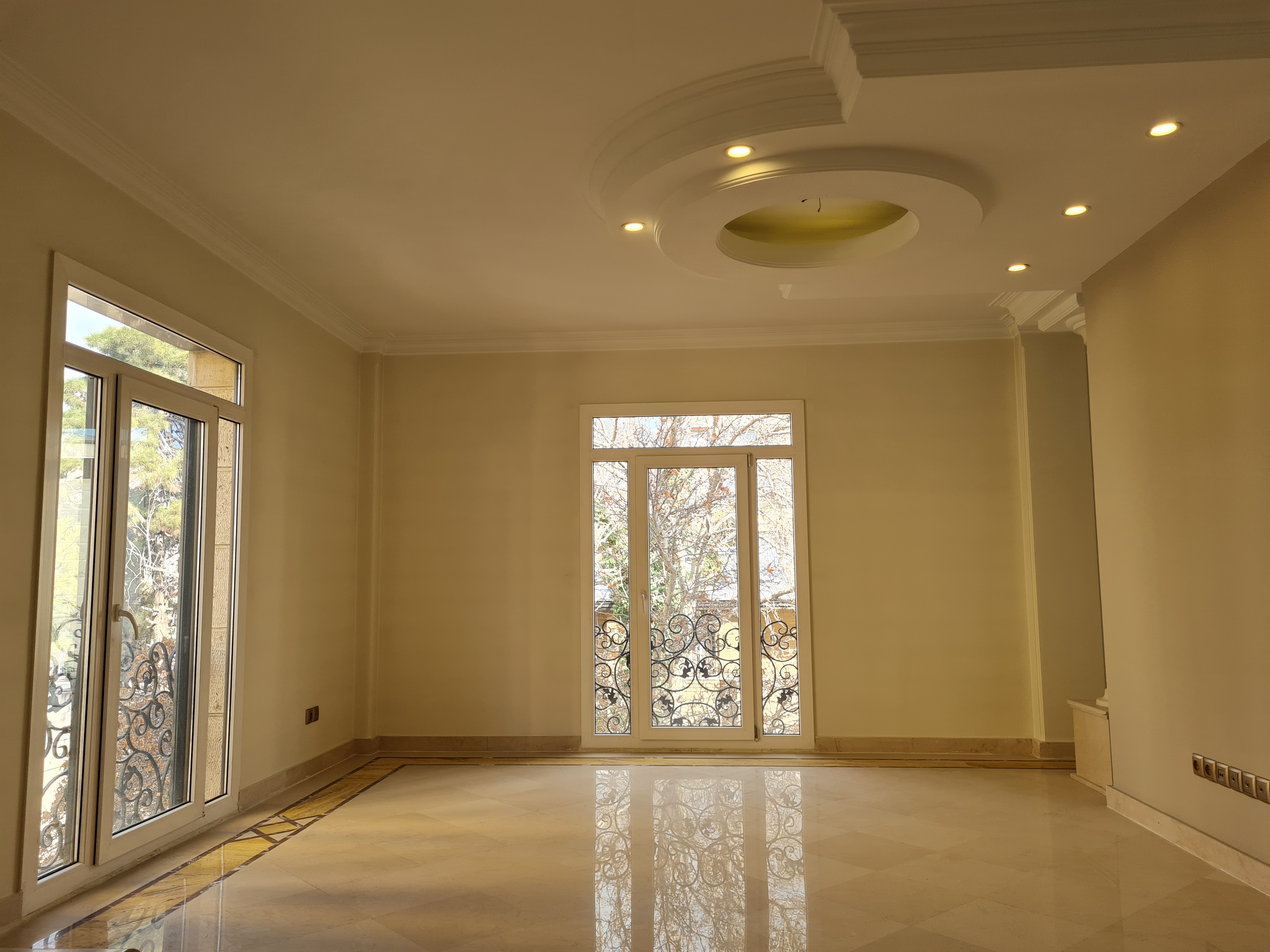 فروش آپارتمان 200 متر تاپ لوکیشن دروس