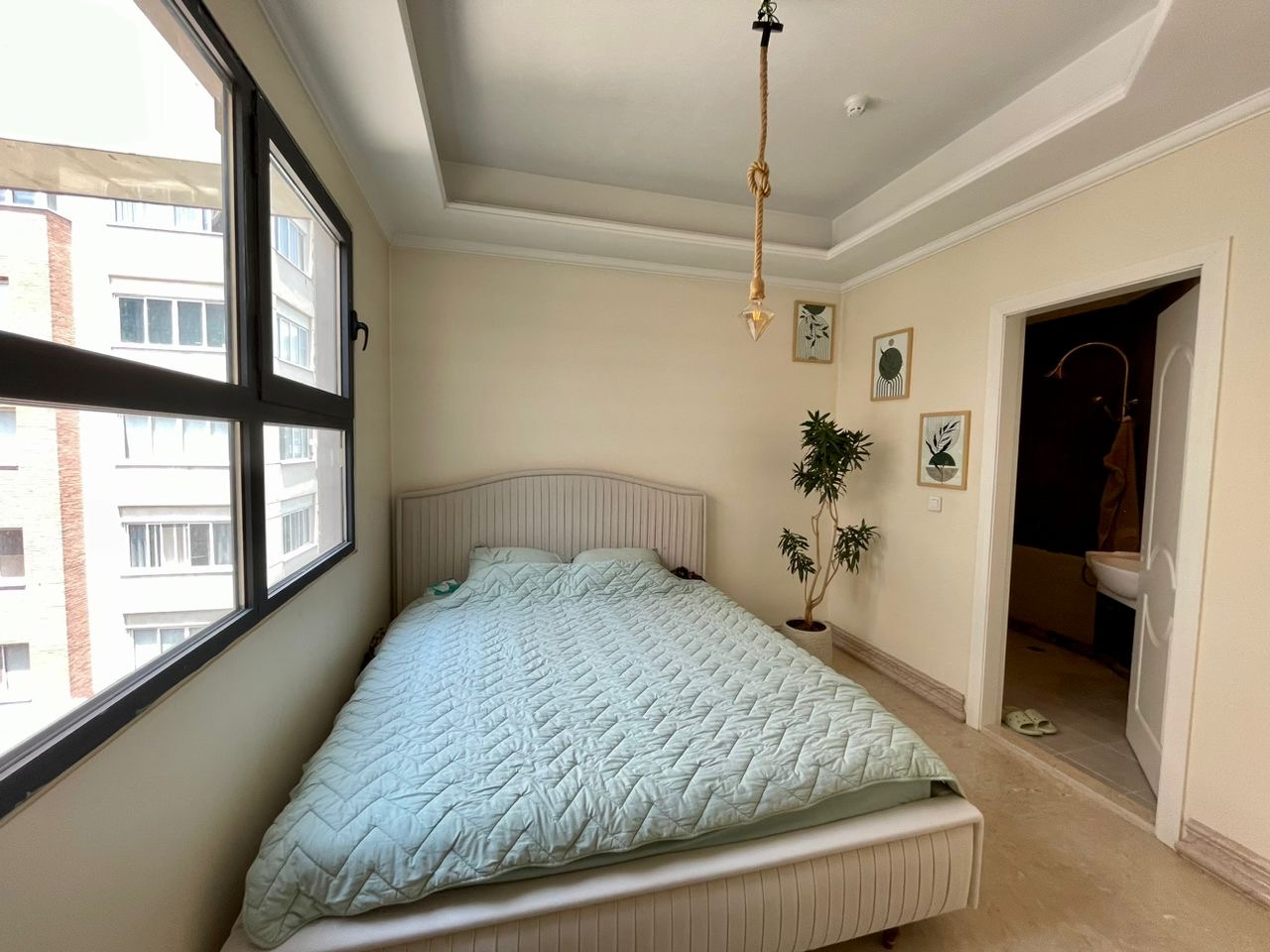 فروش آپارتمان 90 متر اقدسیه بدون مشابه