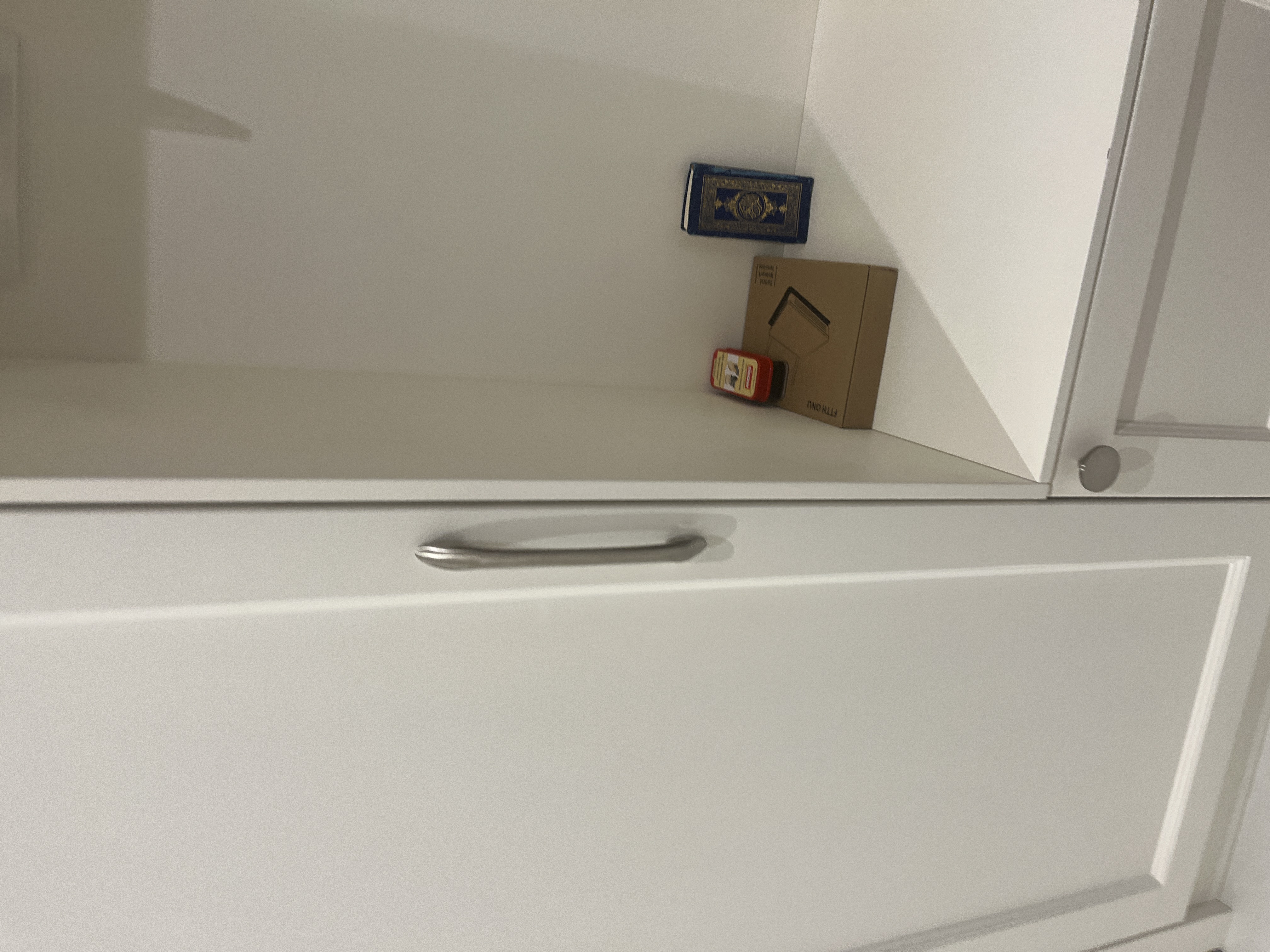 150 متر فول 2 تراس چیدمان 4 پارکینگ 9 متر انباری