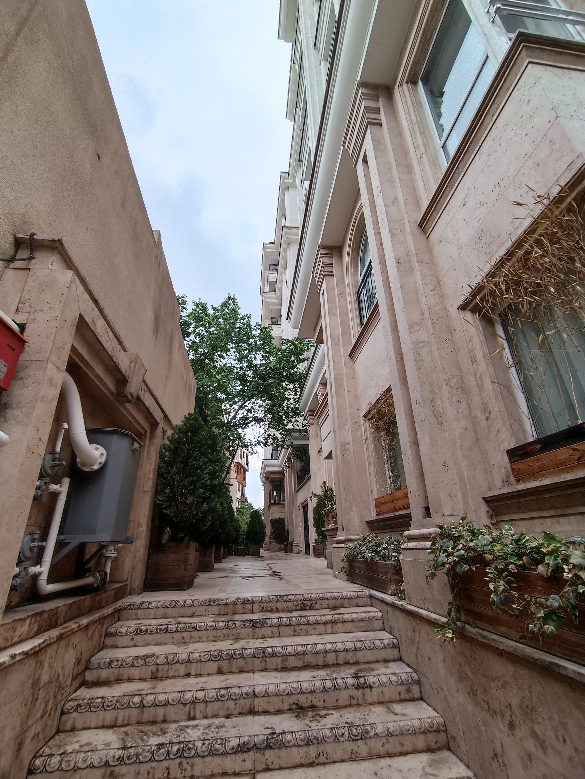 125متر مربع.2مواب