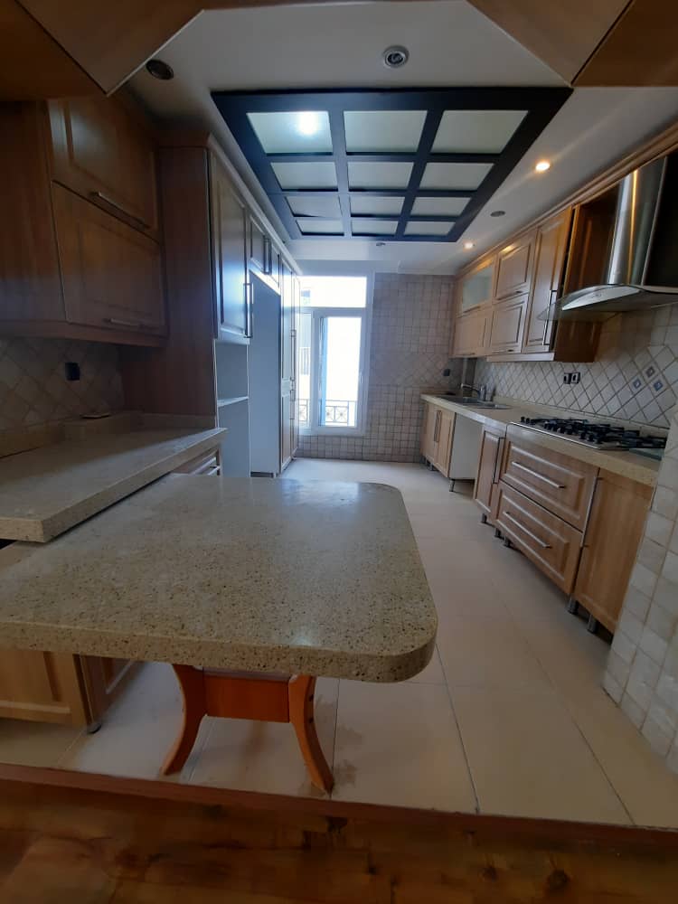 رهن کامل اپارتمان 120 متری در نیاوران