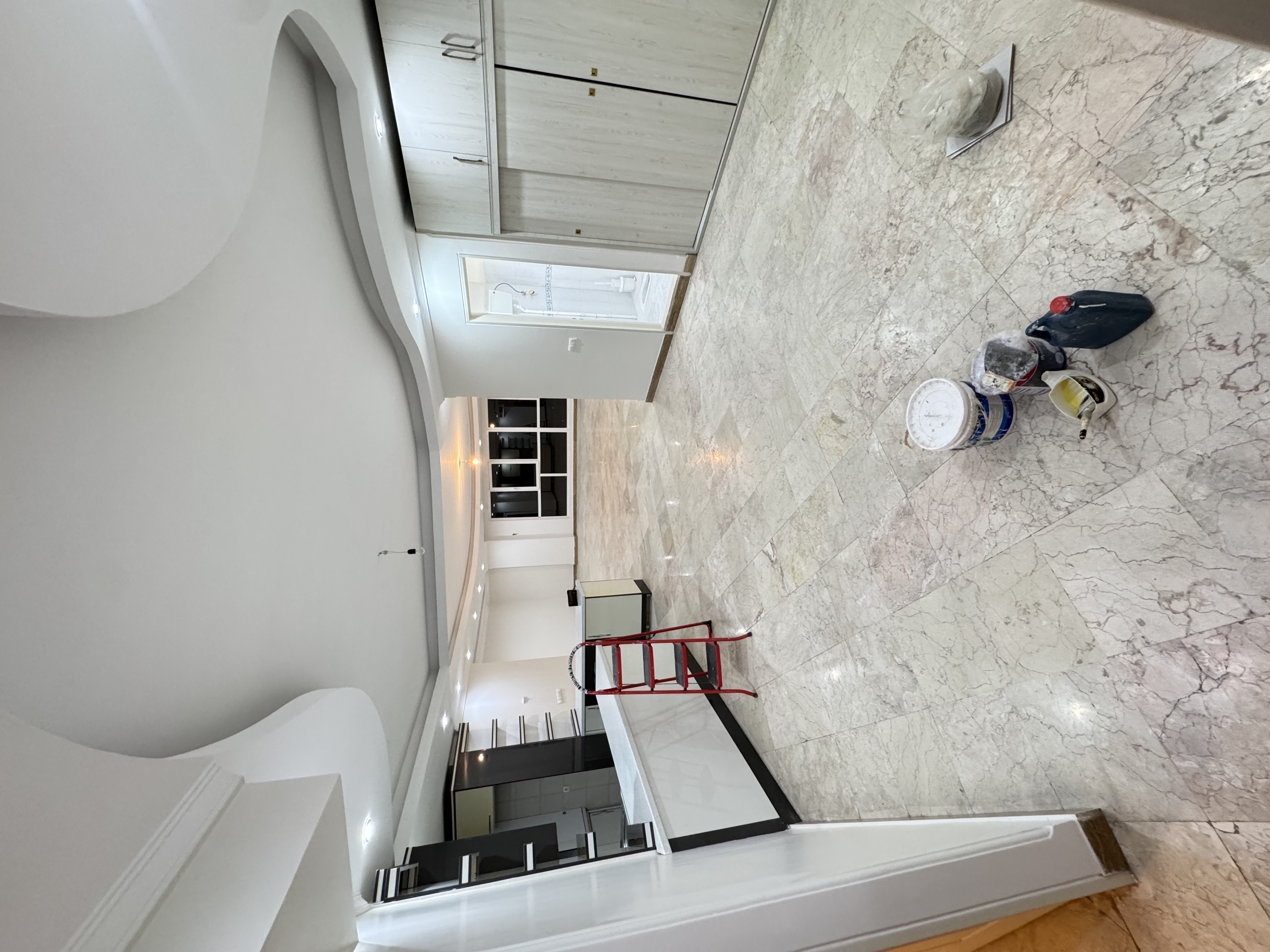 اجاره اپارتمان 163 متر مدائن فول امکانات