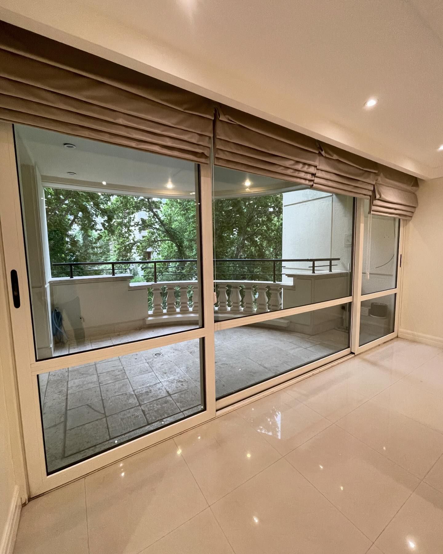 اجاره آپارتمان 260 متر اقدسیه تراس قابل چیدمان