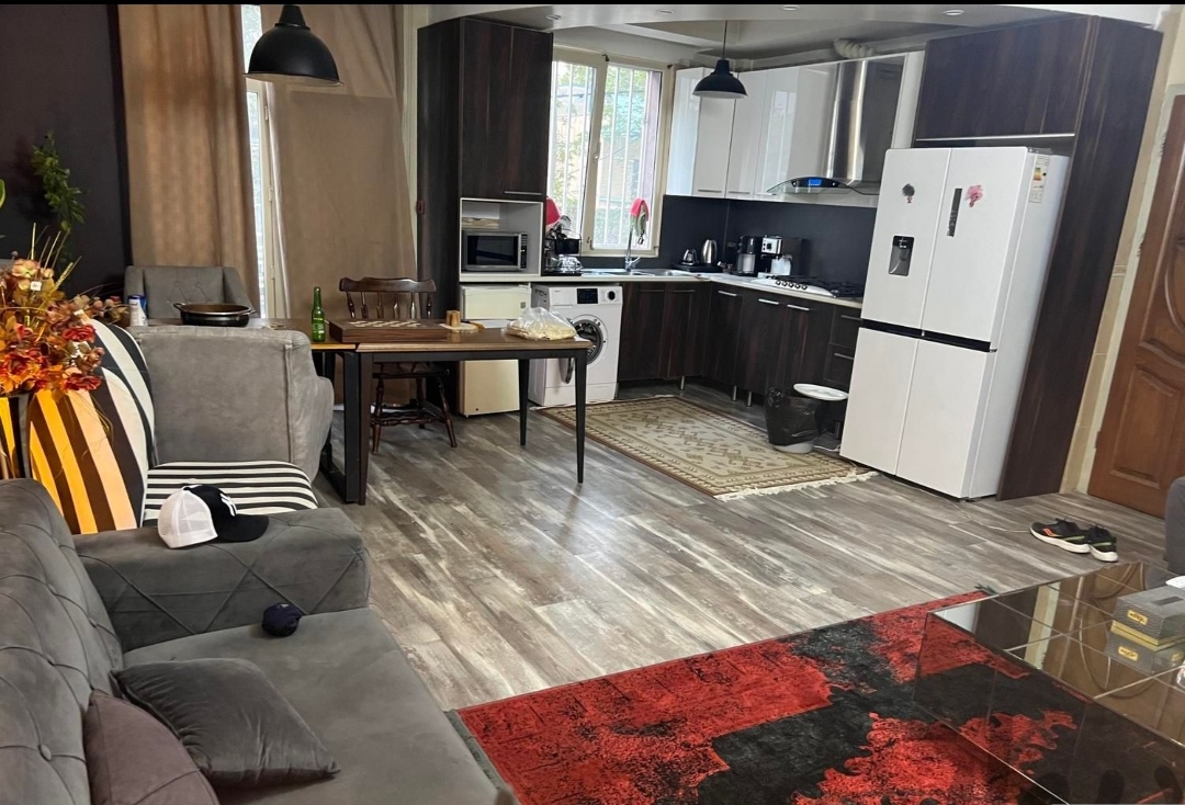 فروش آپارتمان 70 متر دولت قلهک خوش نقشه