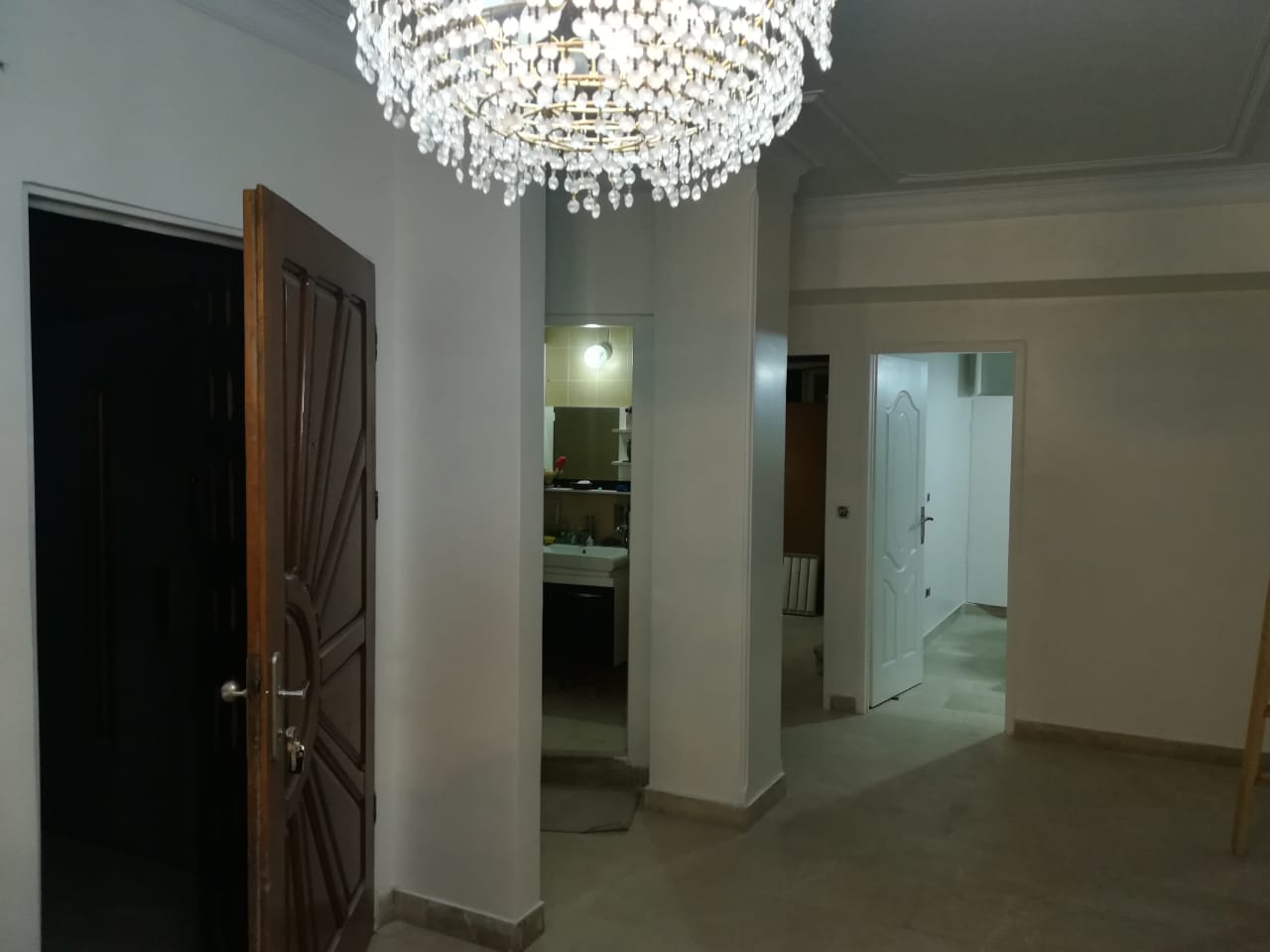 اجاره آپارتمان 160متر ریحانی شمالی فول امکانات
