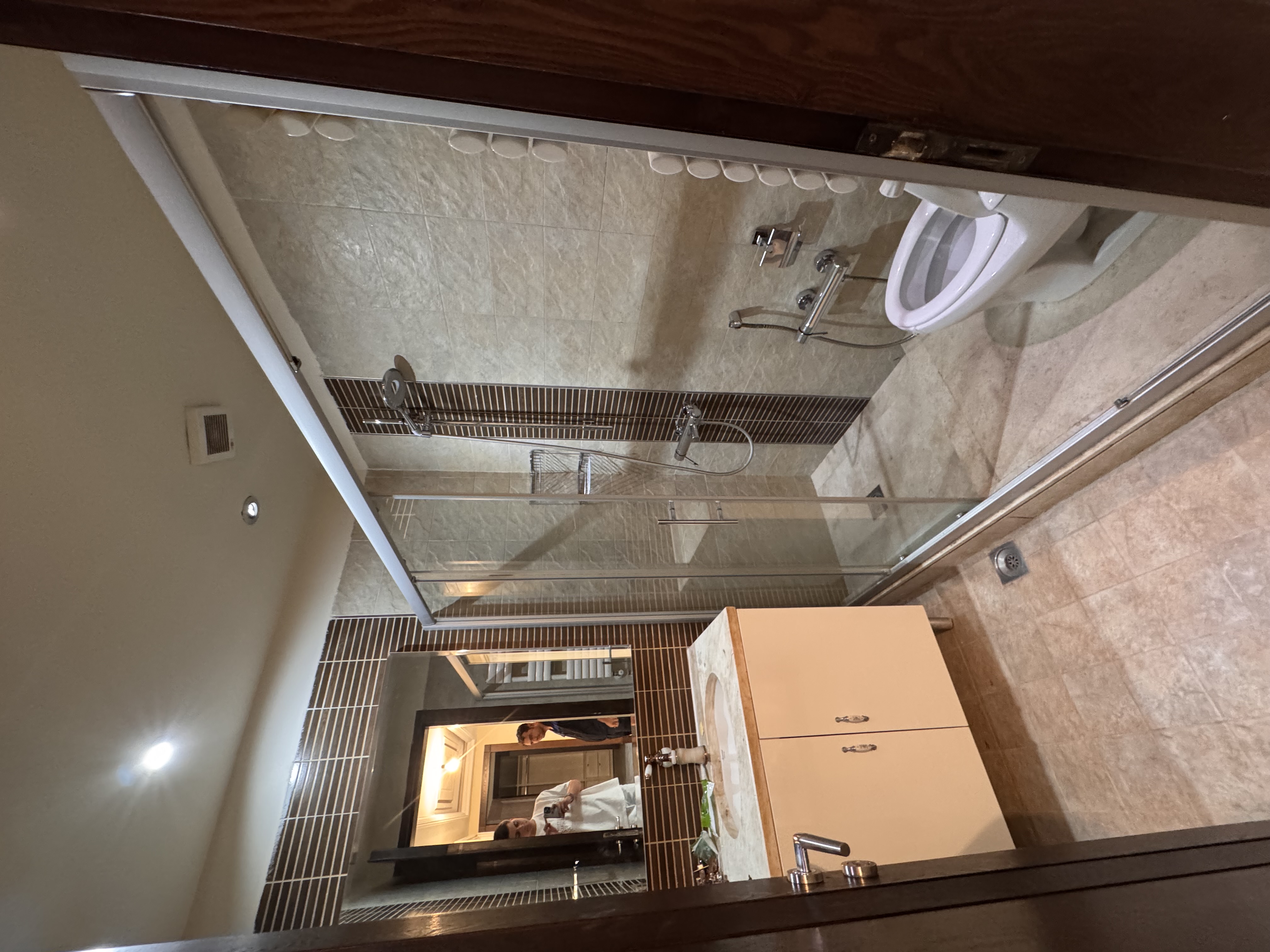 اپارتمان 290 متر کامرانیه اصیل نشین