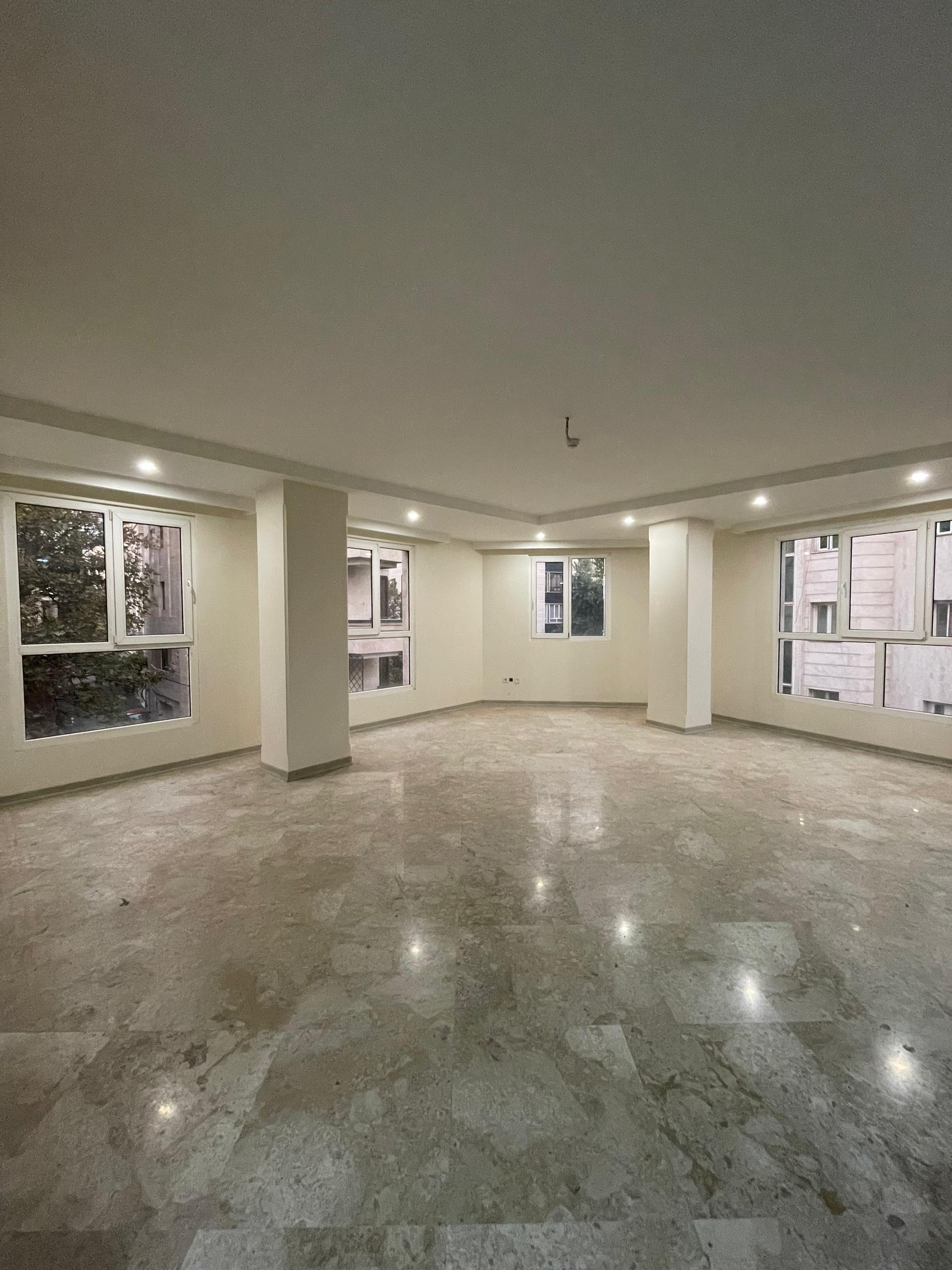 فروش آپارتمان 110 متر فرمانیه 2 خواب کلیدنخورده