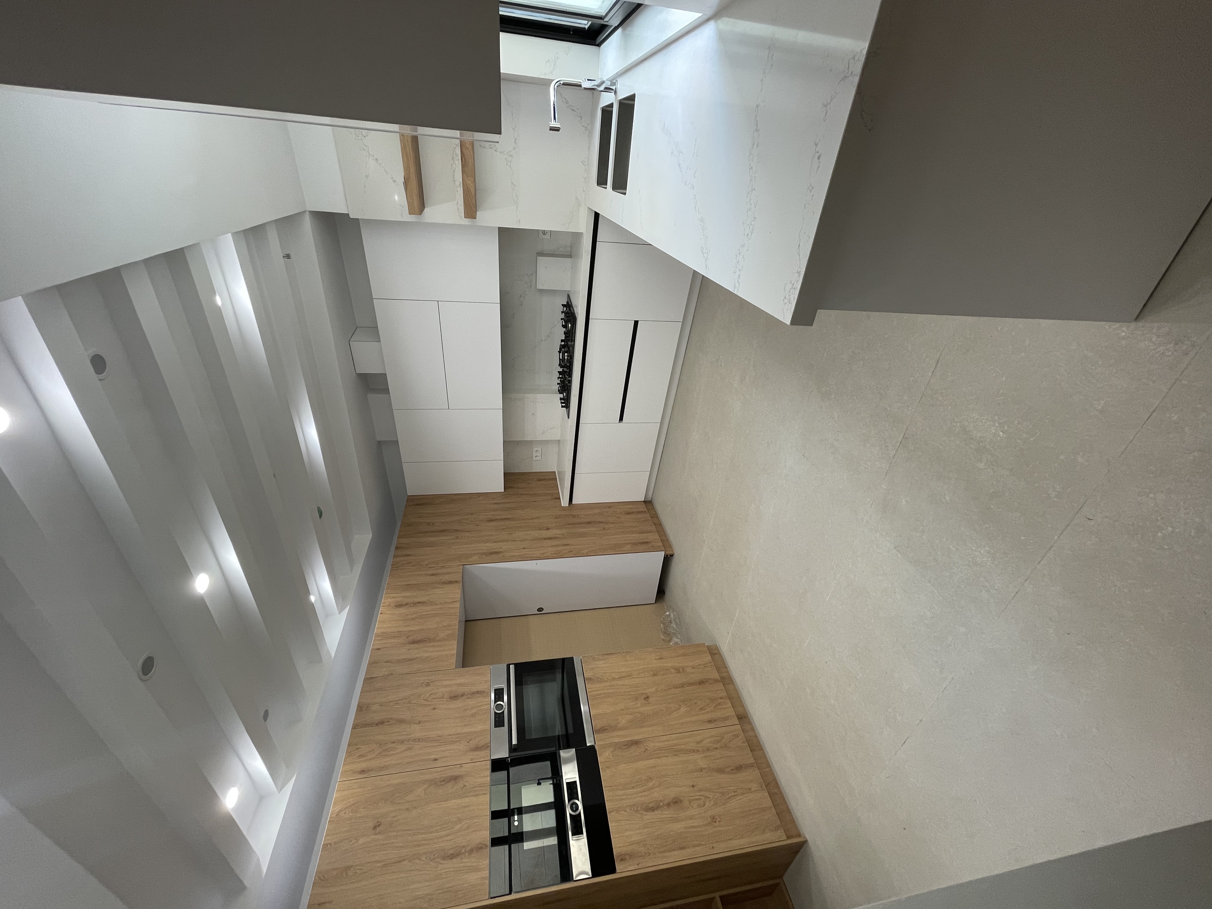 فروش اپارتمان تاپ لوكيشن نياوران٢٦٥متر٣خواب مستر