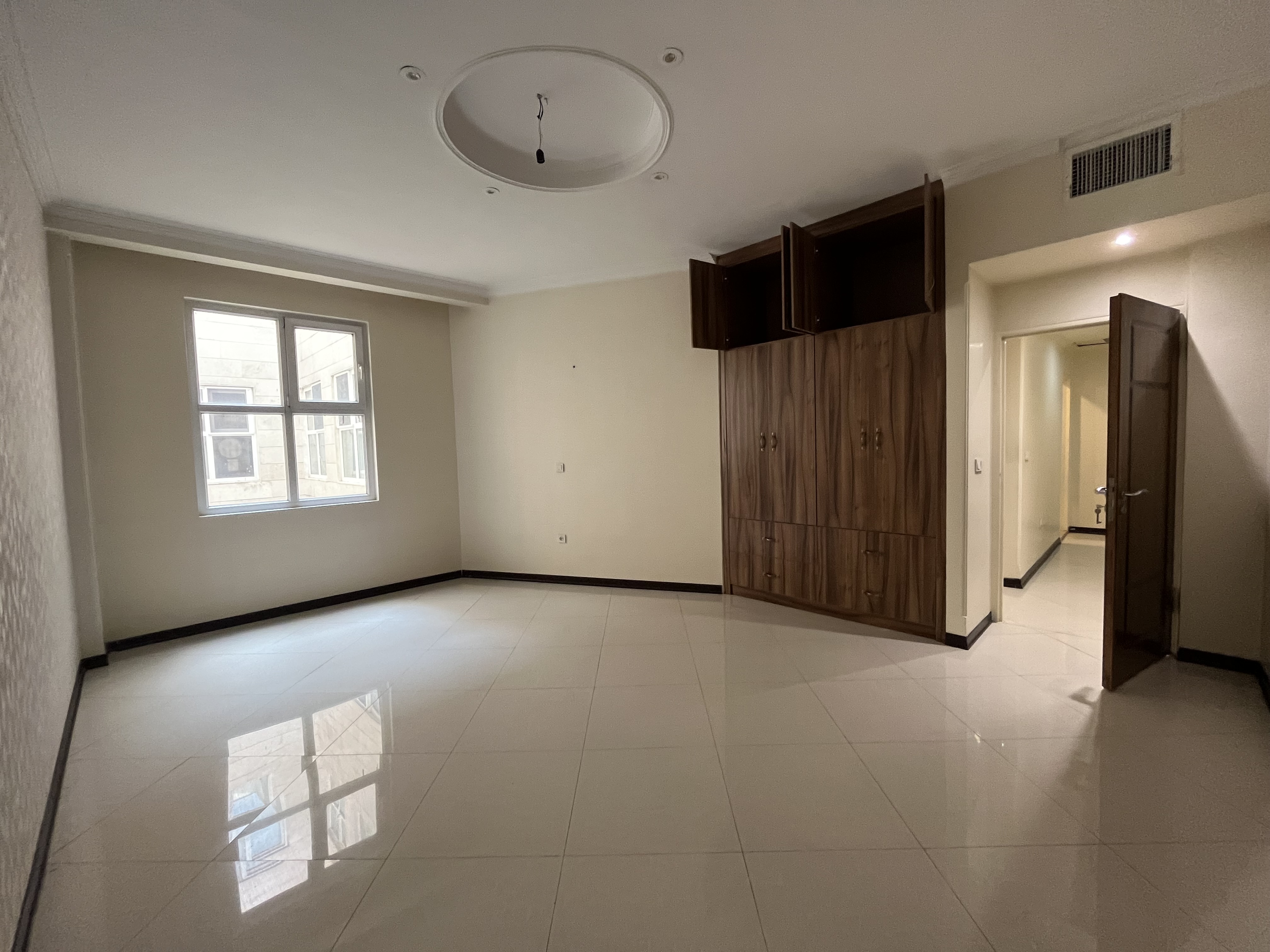 اجاره آپارتمان 240 متر در کامرانیه فول مشاعات