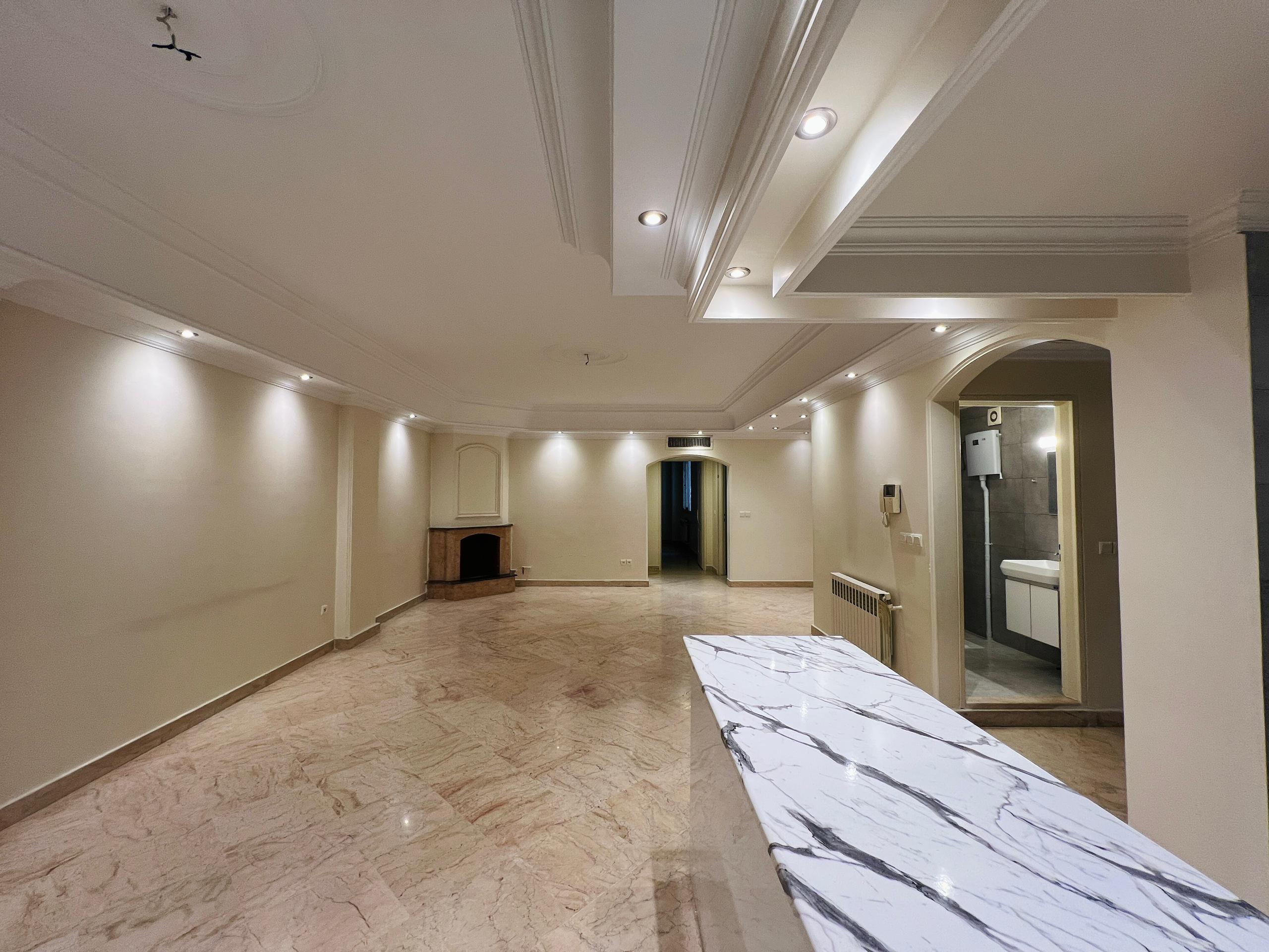 اجاره آپارتمان 120 متر دروس خوش نقشه تاپ لوکیشن