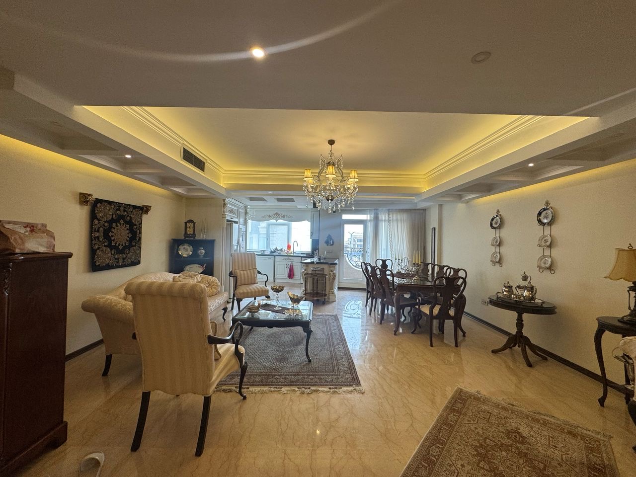 فروش آپارتمان  240 متر دیباجی مشاعات آبی فعال