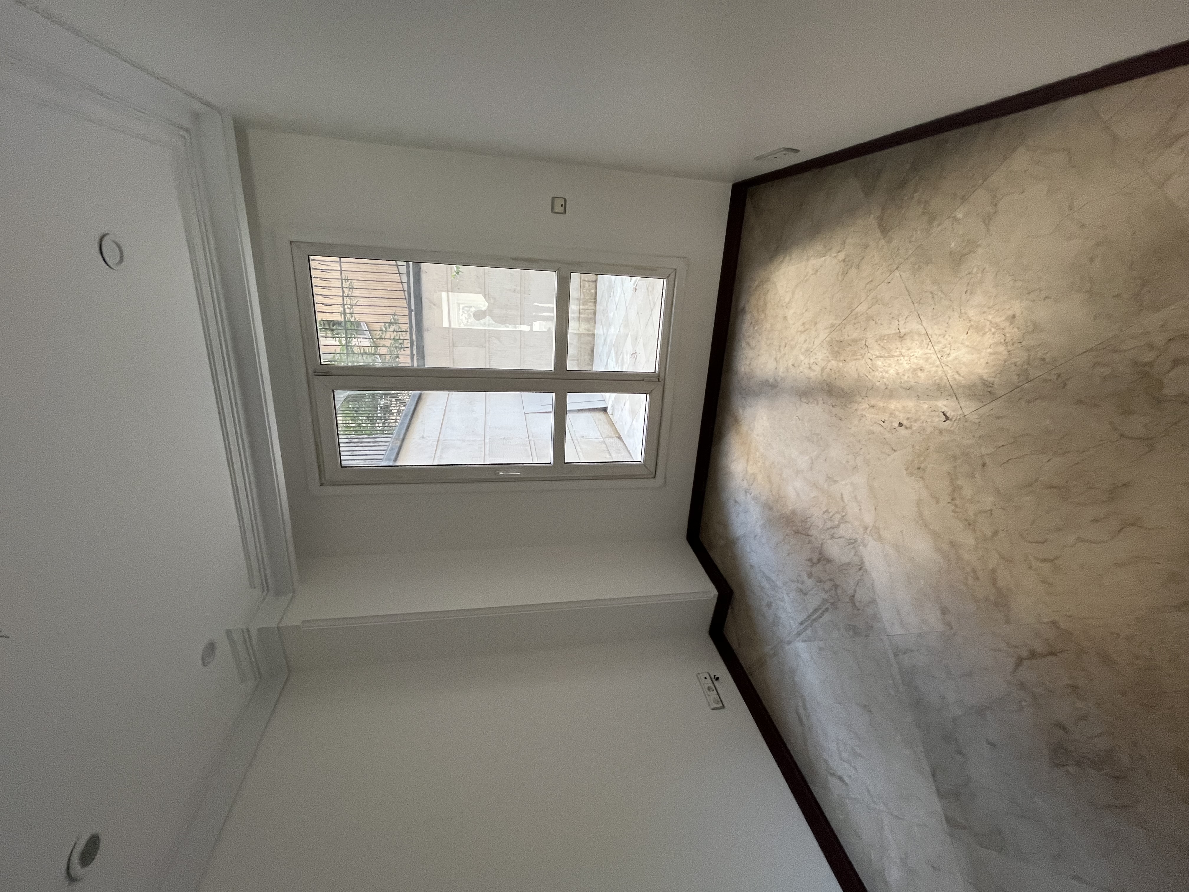 اجاره اداری 80متر  نیاوران