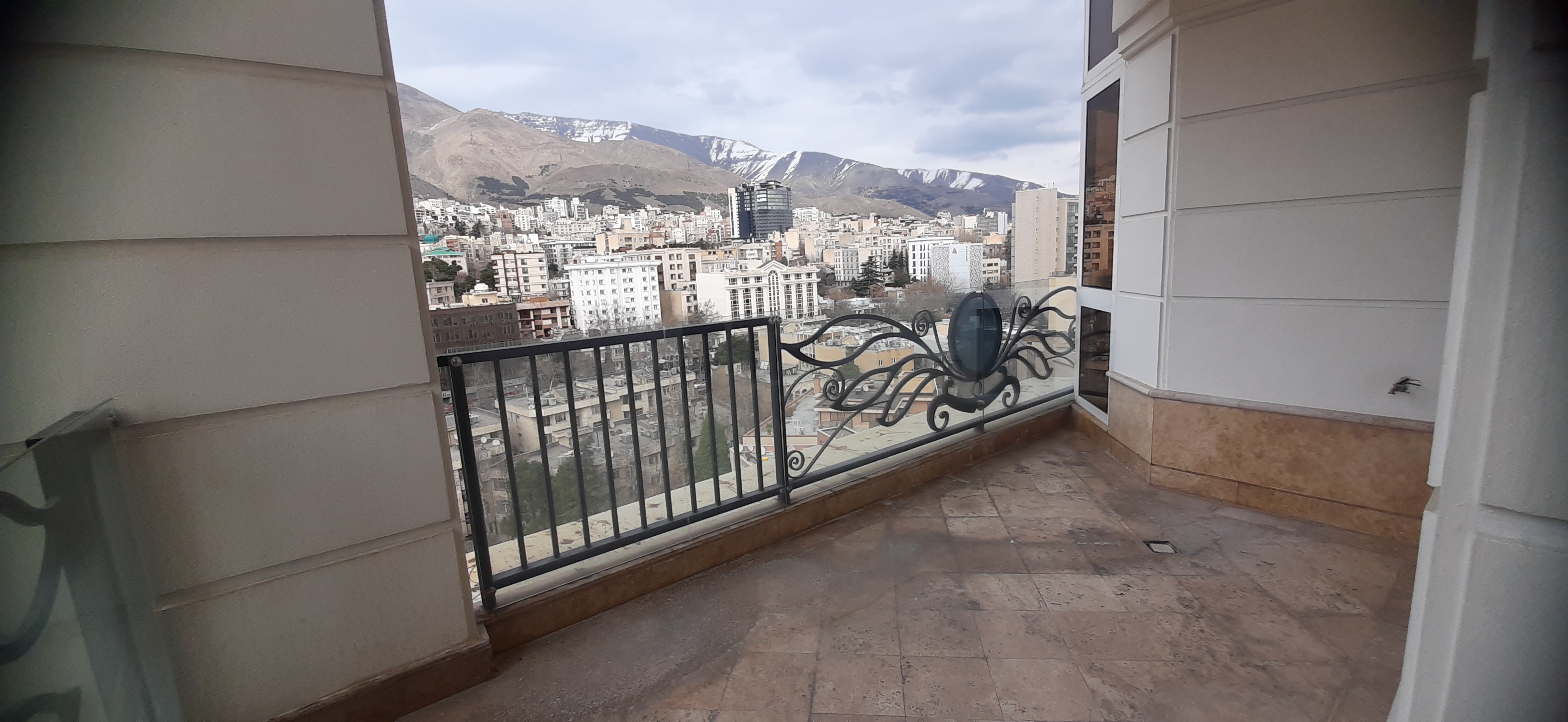اجاره آپارتمان 300متر گلستان شمالی تراس چیدمان سوئیت مجزا