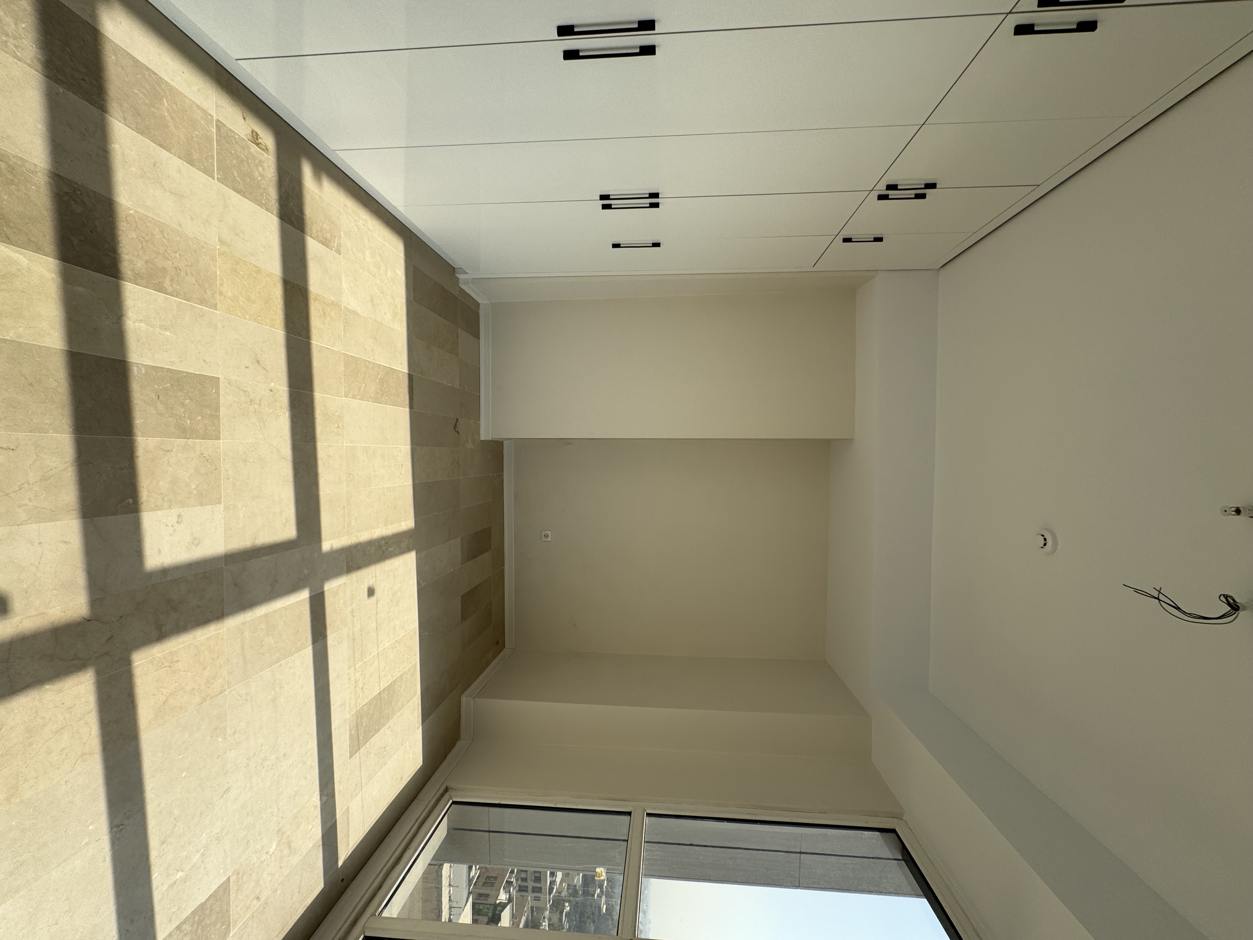 فروش آپارتمان 200متر آجودانیه 3 خواب