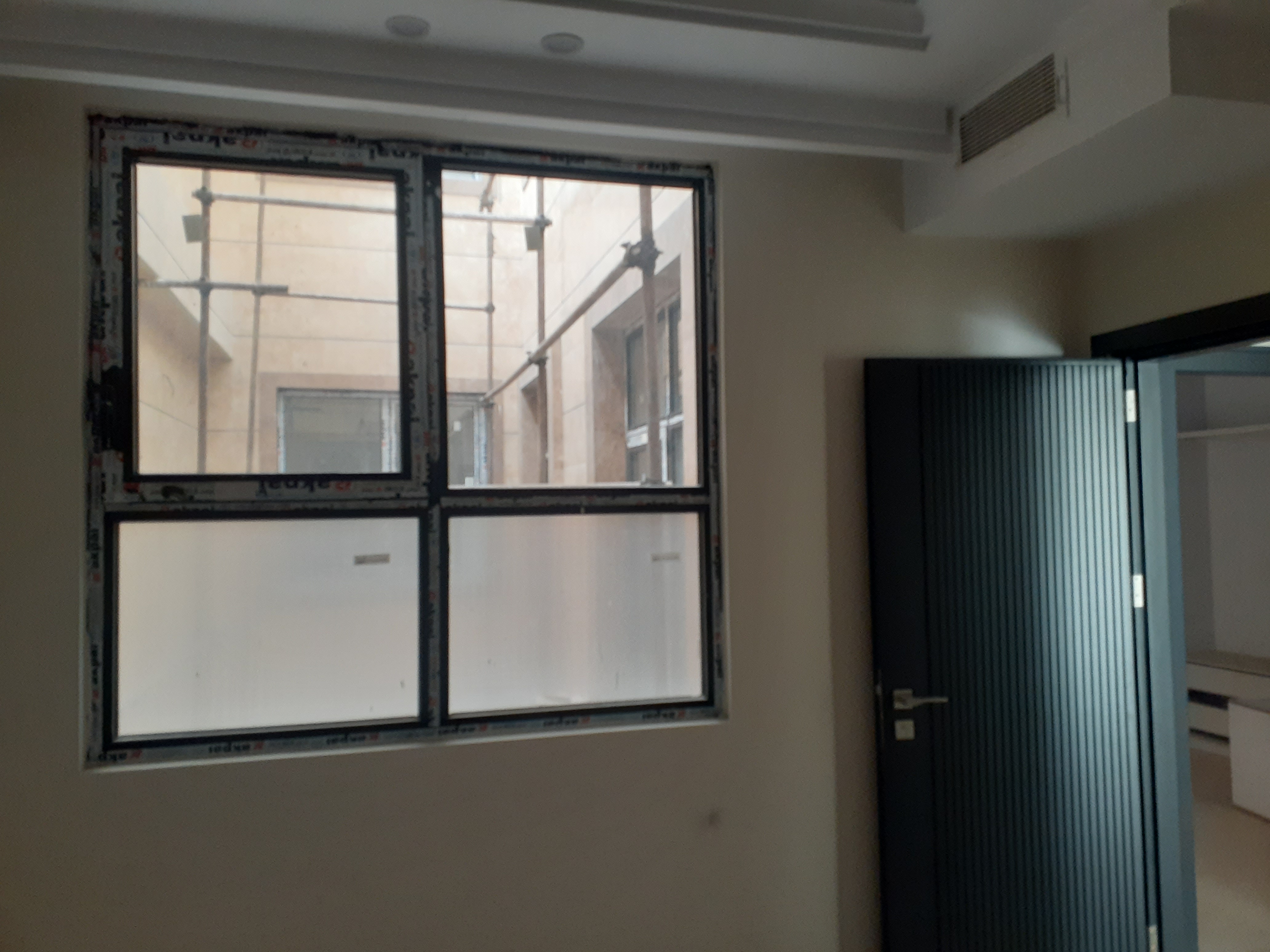 فروش آپارتمان 200 متر دروس نوساز 2پارکینگ