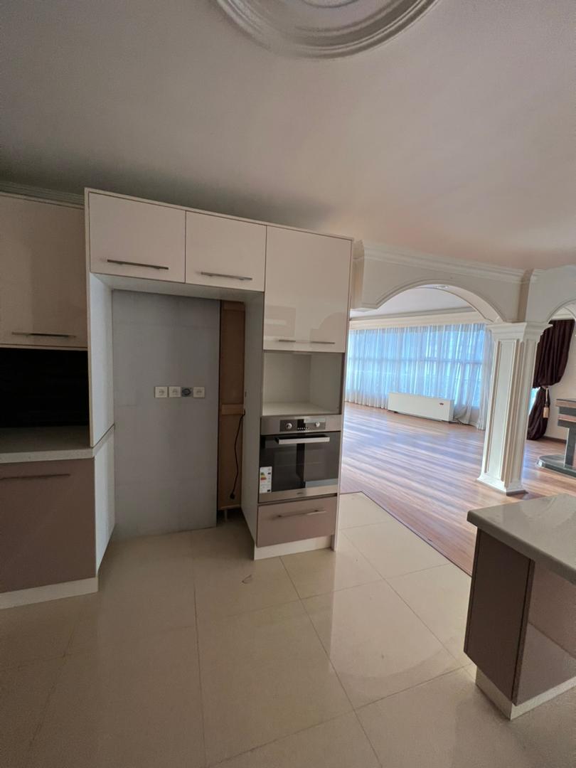 فروش اپارتمان 184 متر نیاوران