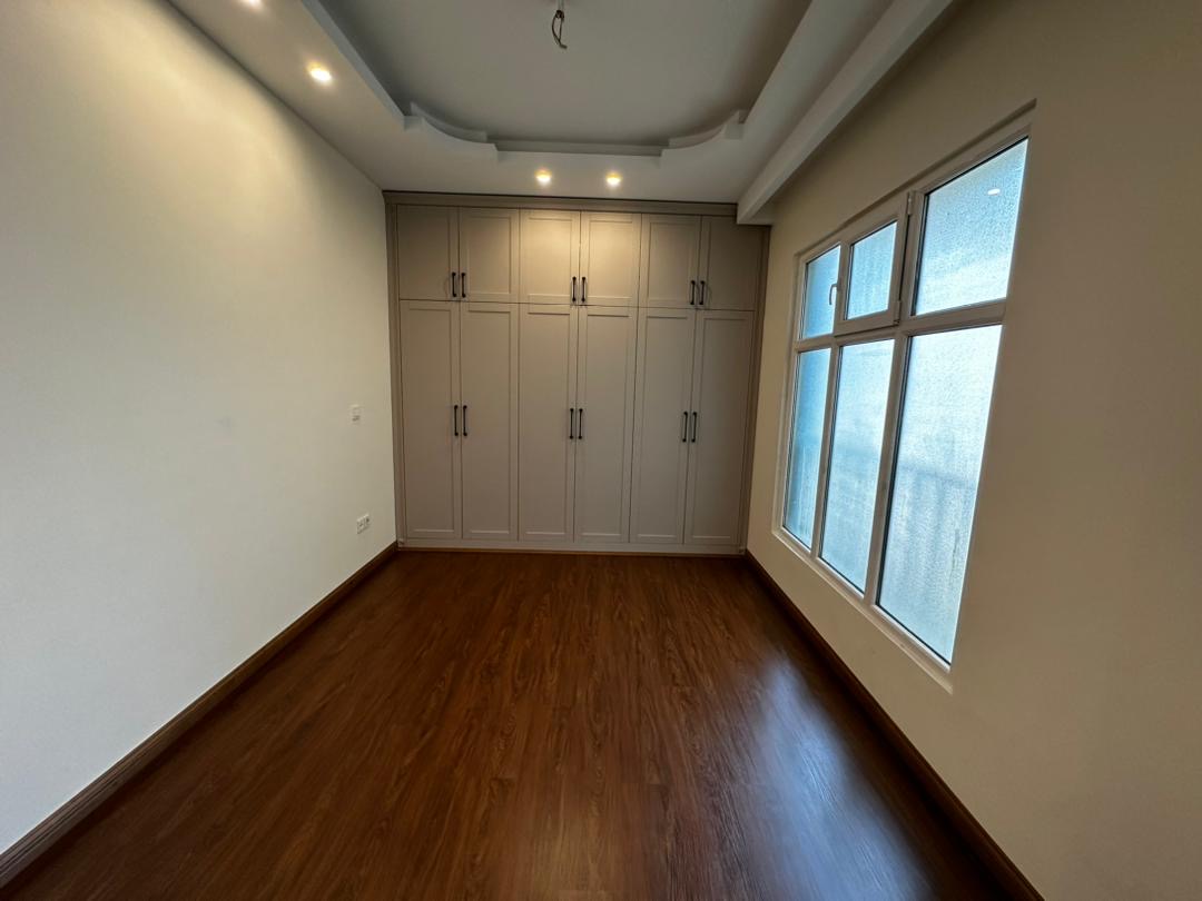 فروش آپارتمان 155 متر جهانتاب رو به آفتاب تاپ لوکیشن
