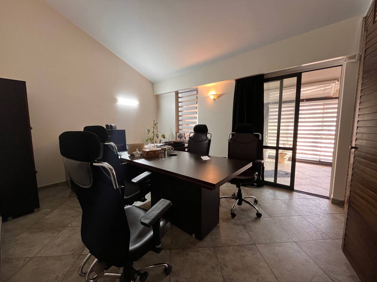 اجاره آپارتمان 320متر فرمانیه شرقی ویلایی دربست