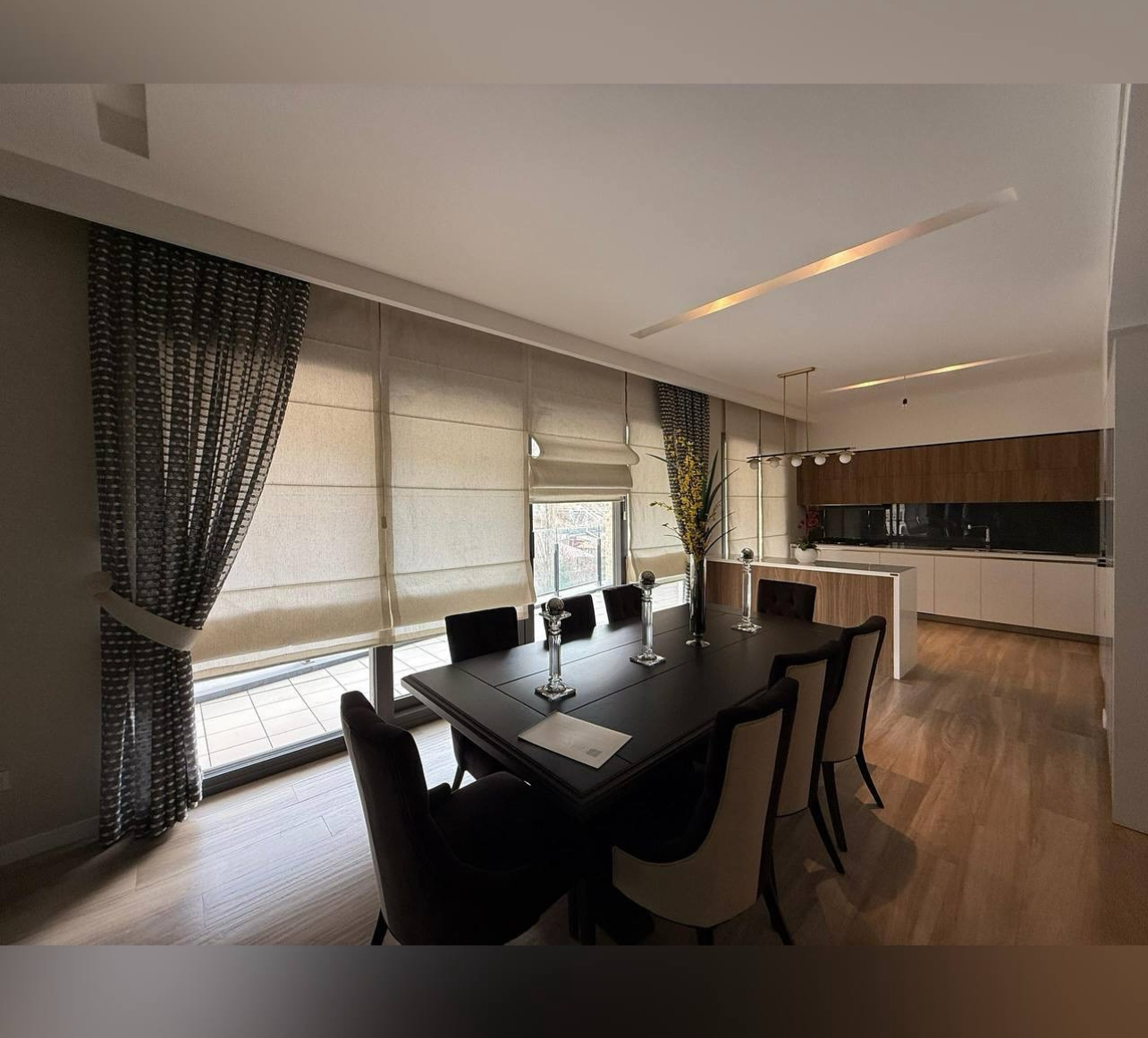 فروش 165 متر آپارتمان پاسداران خوش نقشه نورگیر مشاعات آبی