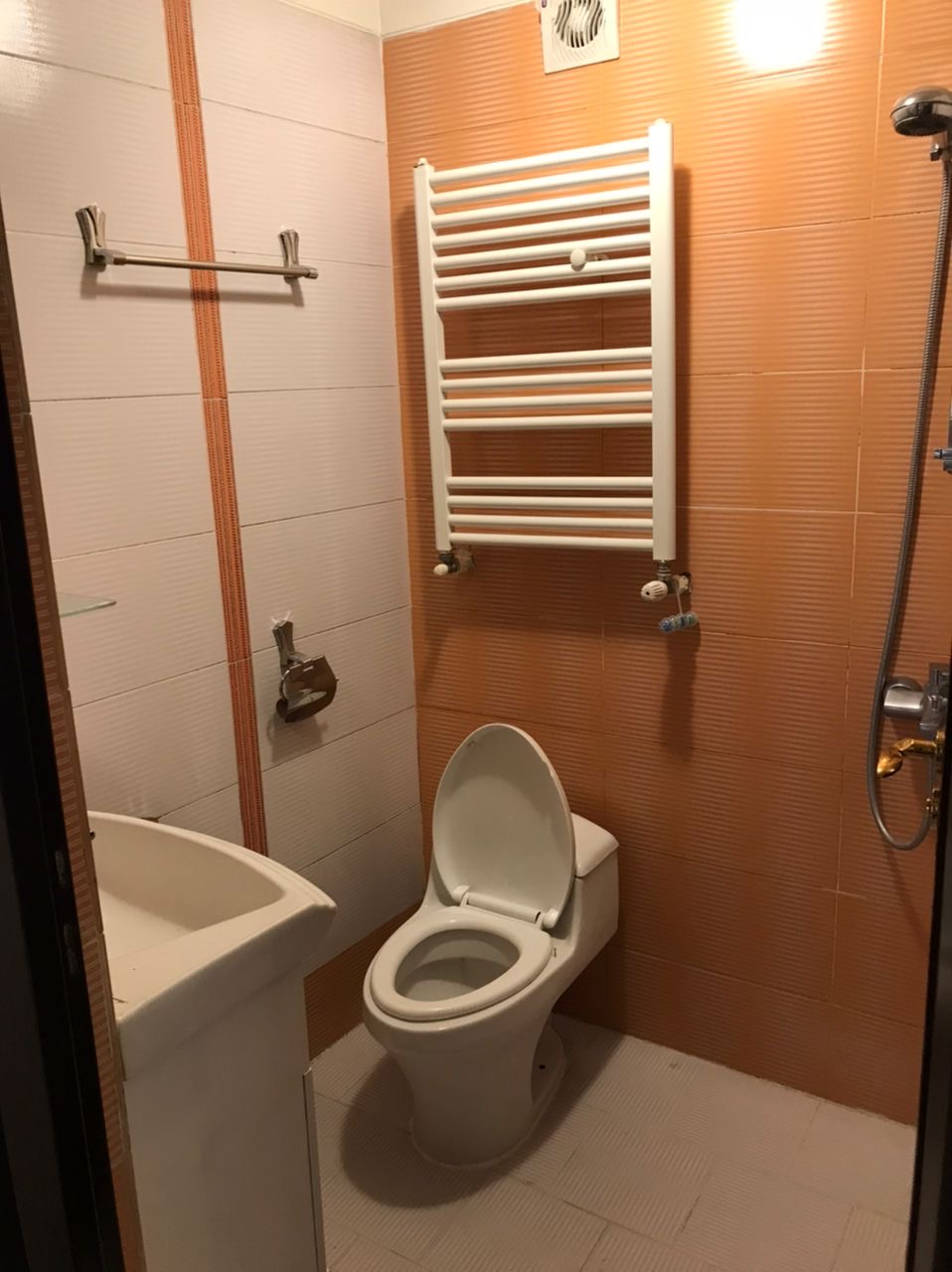 اجاره آپارتمان 122 متر دروس فول امکانات تخلیه