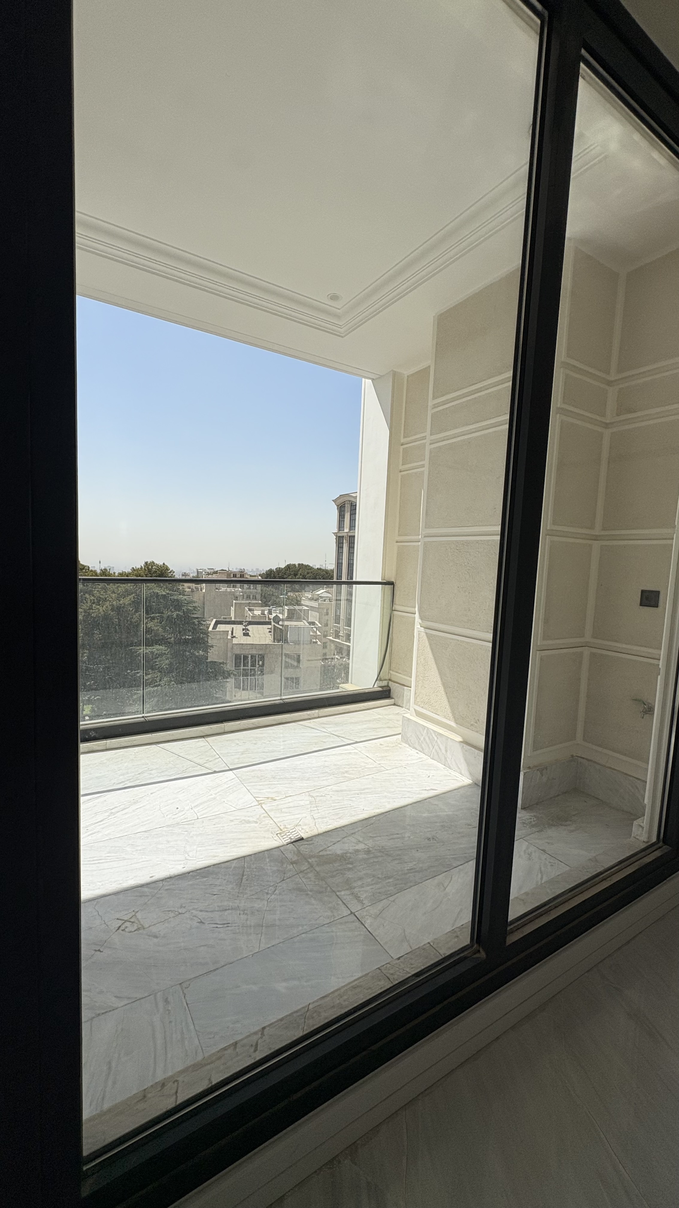 فروش‌ آپارتمان 200متر نیاوران