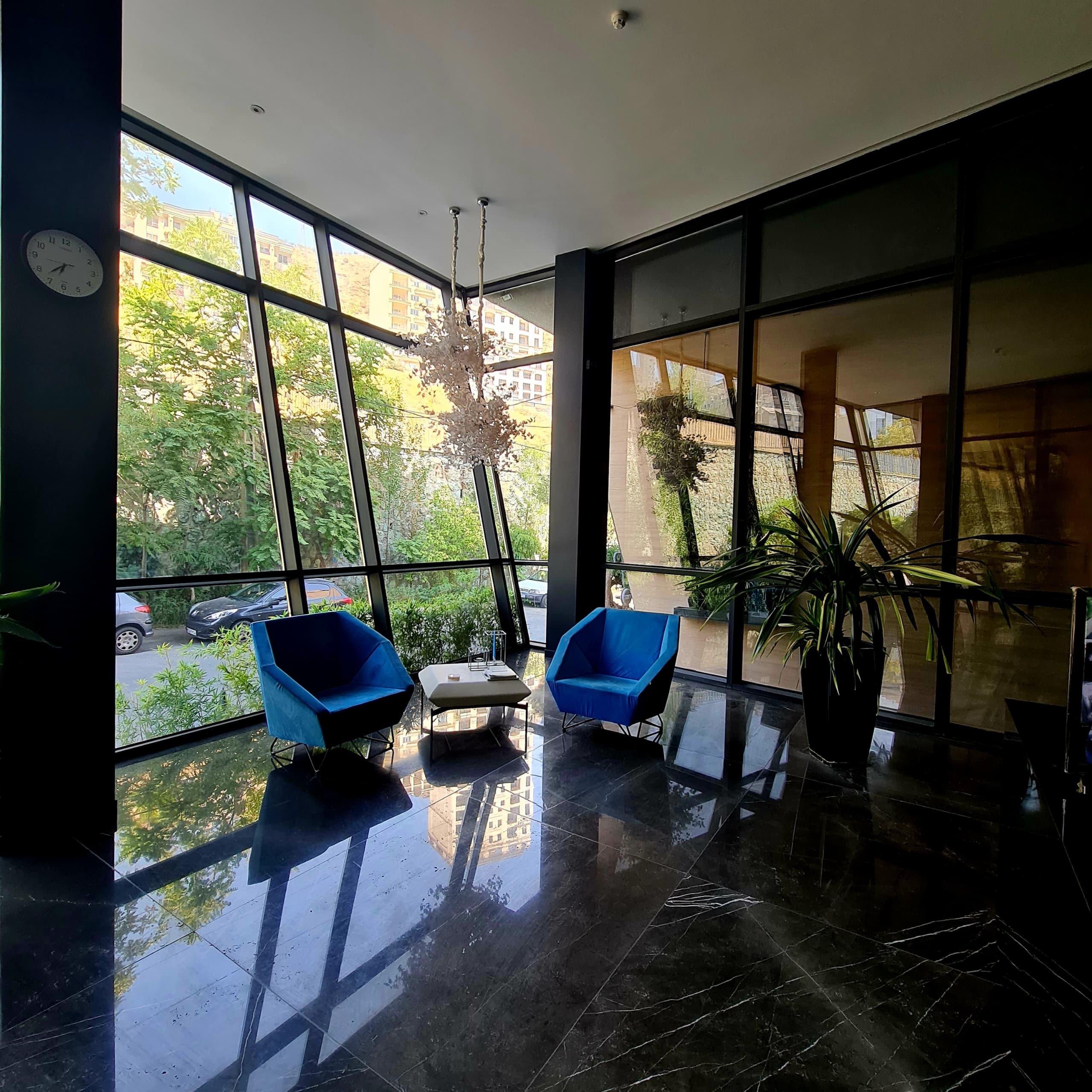 ِآجودانیه 125 متز ویو ابدی