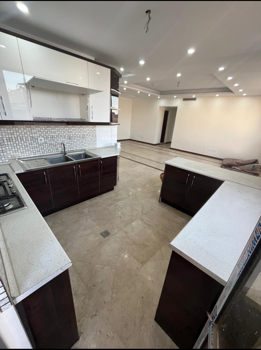 فروش آپارتمان 128متر نارمک لاکچری تاپ لوکیشن