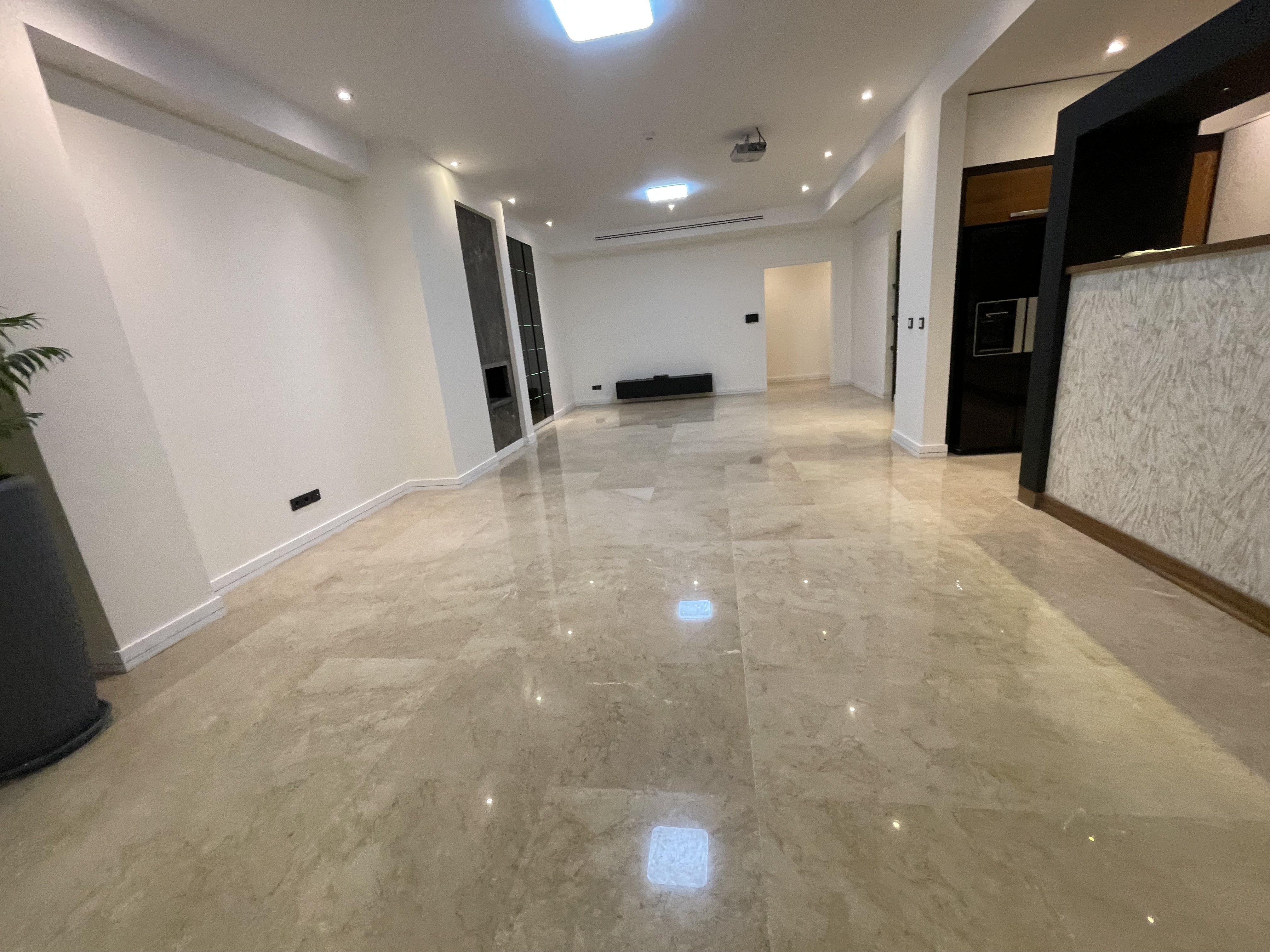 فروش آپارتمان 95متر الهیه فول امکانات