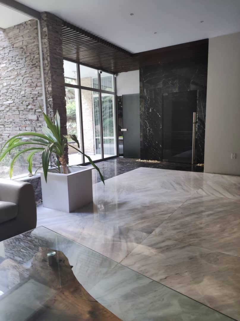 فروش واحد 180متری نیاوران مشاعات فعال