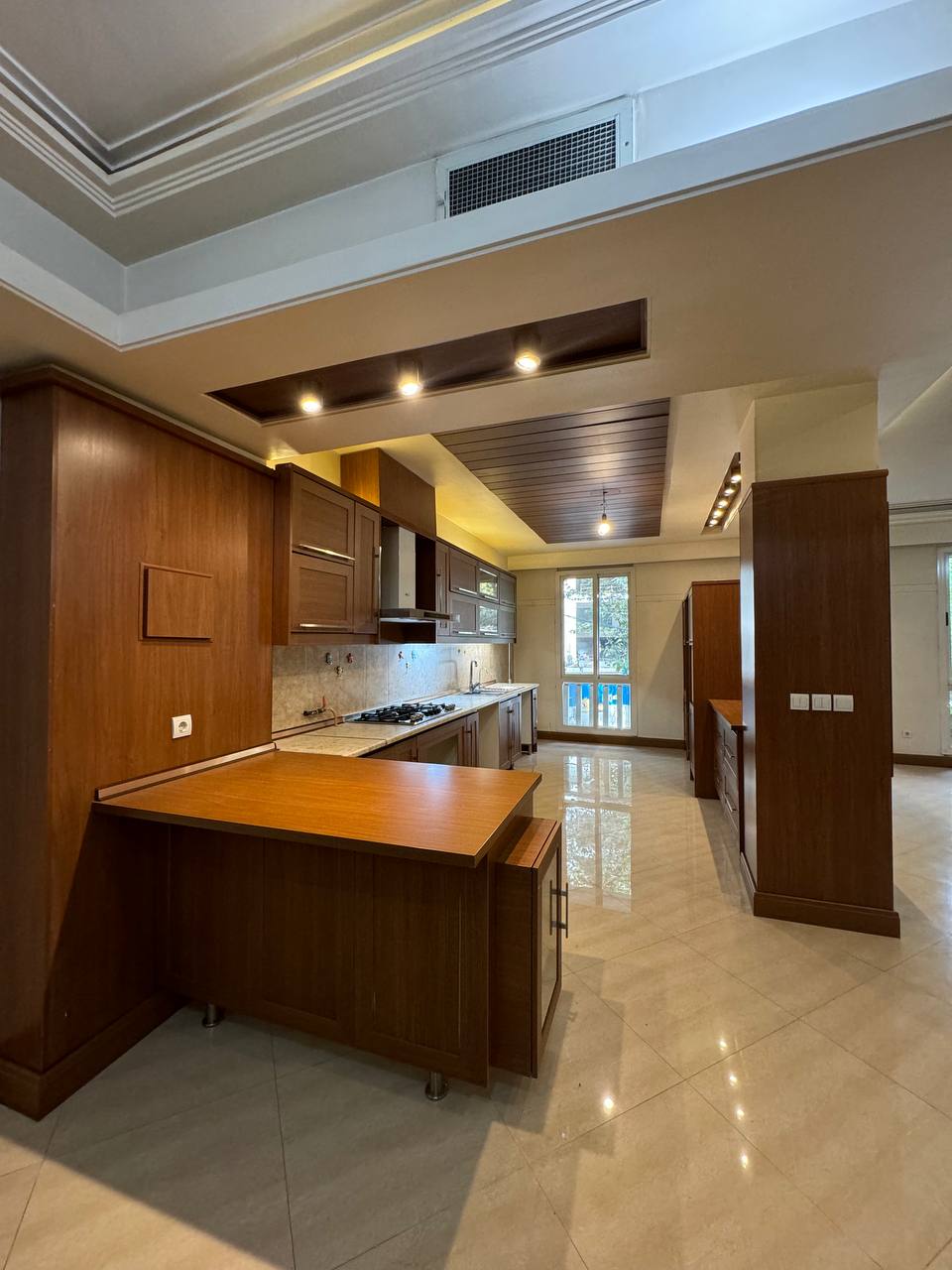 فروش آپارتمان 160متر کامرانیه شمالی فول مشاعات