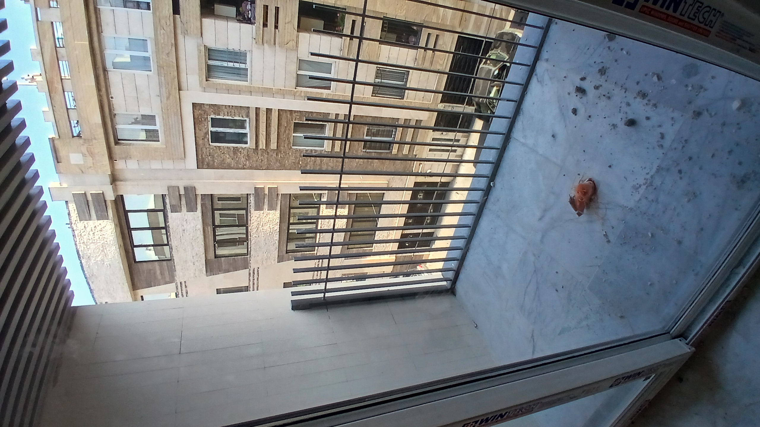 فروش آپارتمان 105 متر هفت حوض سه خواب فول امکانات مدرن غرق نور