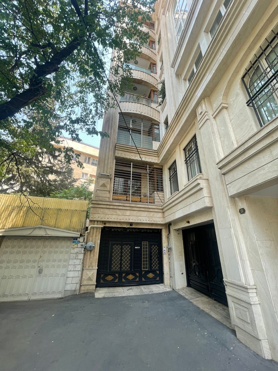 فروش آپارتمان 140 متر دیباجی تاپ لوکیشن