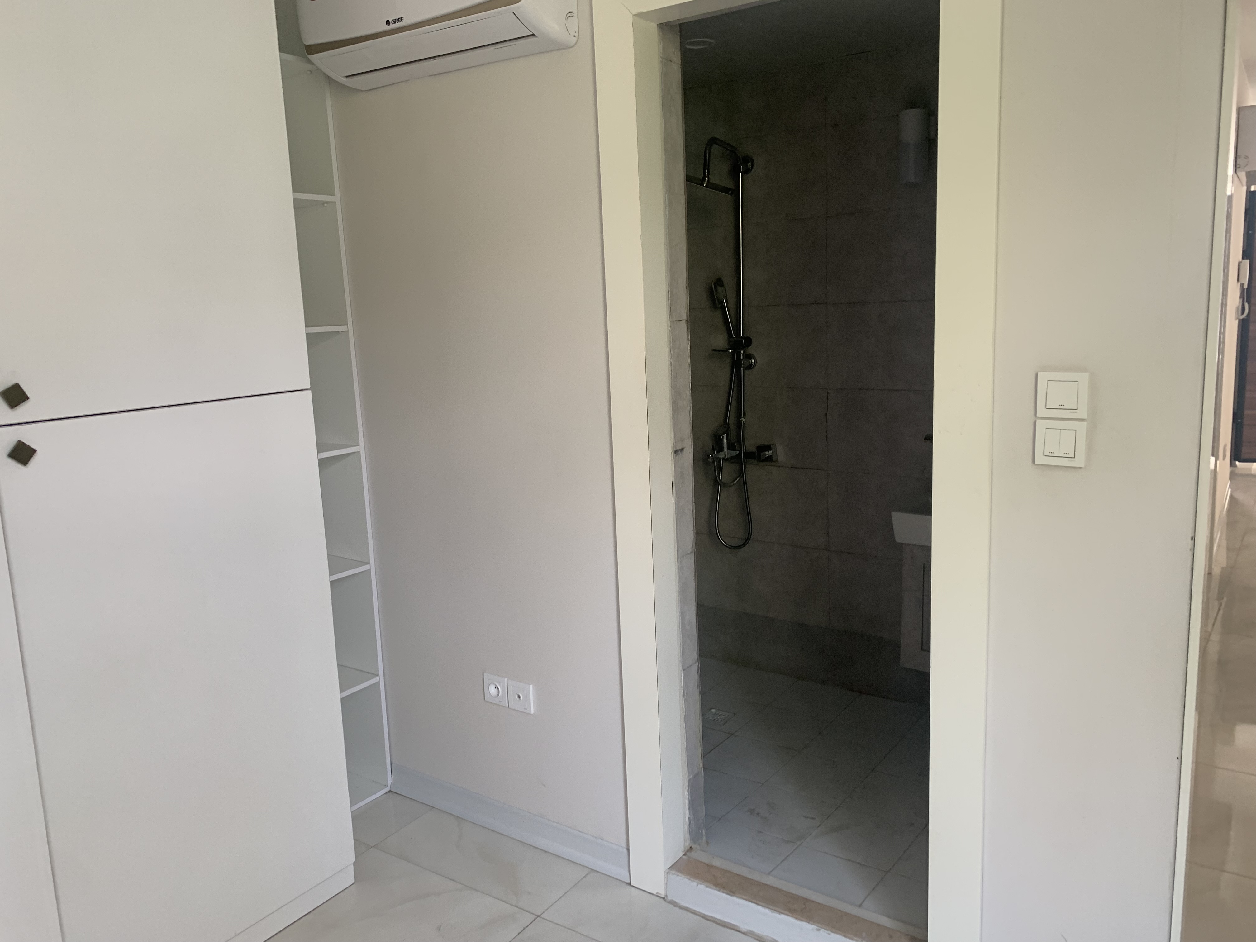 86 متر اختیاریه/ بازسازی شده/ تخلیه