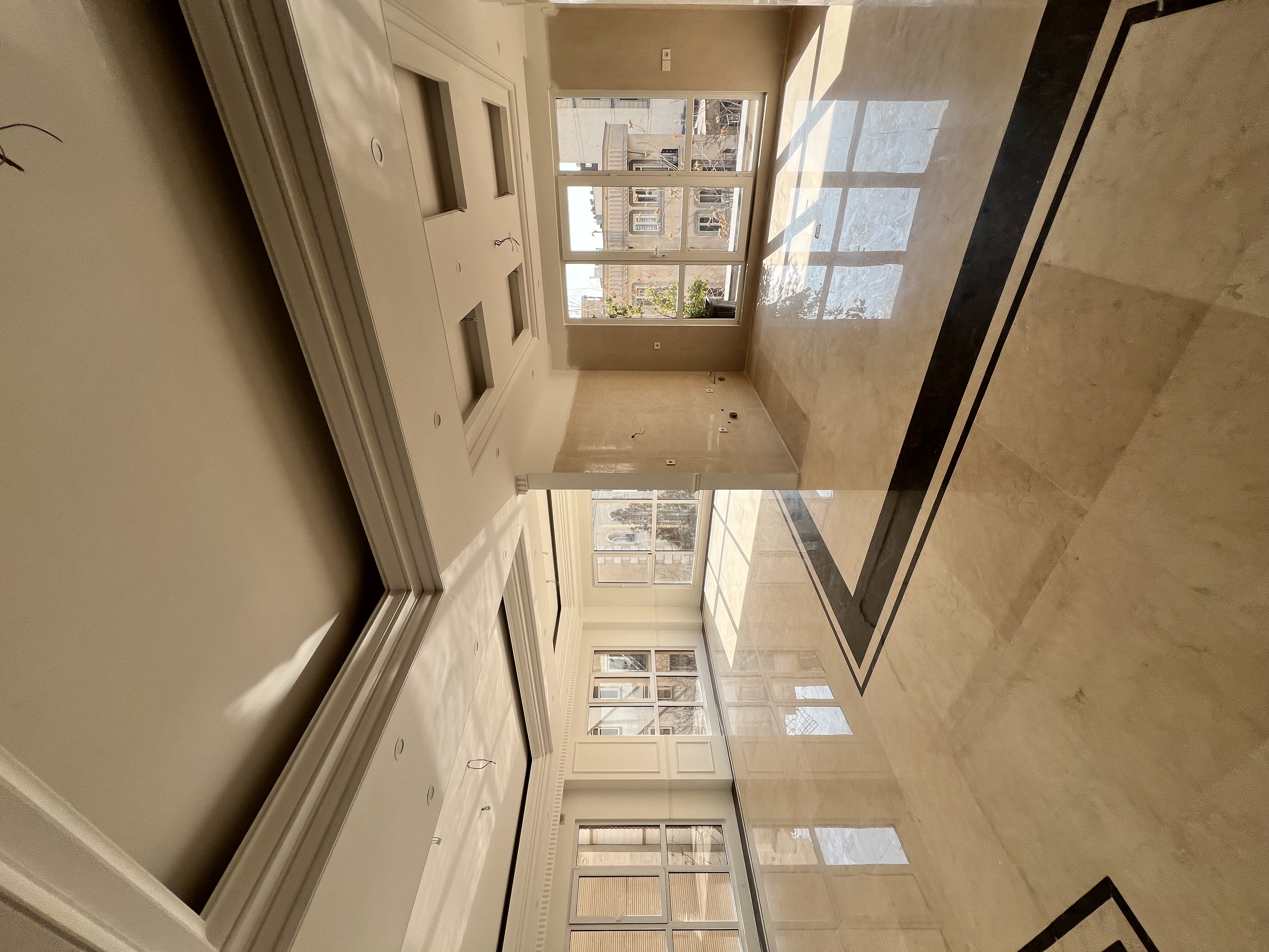 فروش 200 متر آپارتمان 3 خواب پلان تفیکیک غرق نور مستقیم