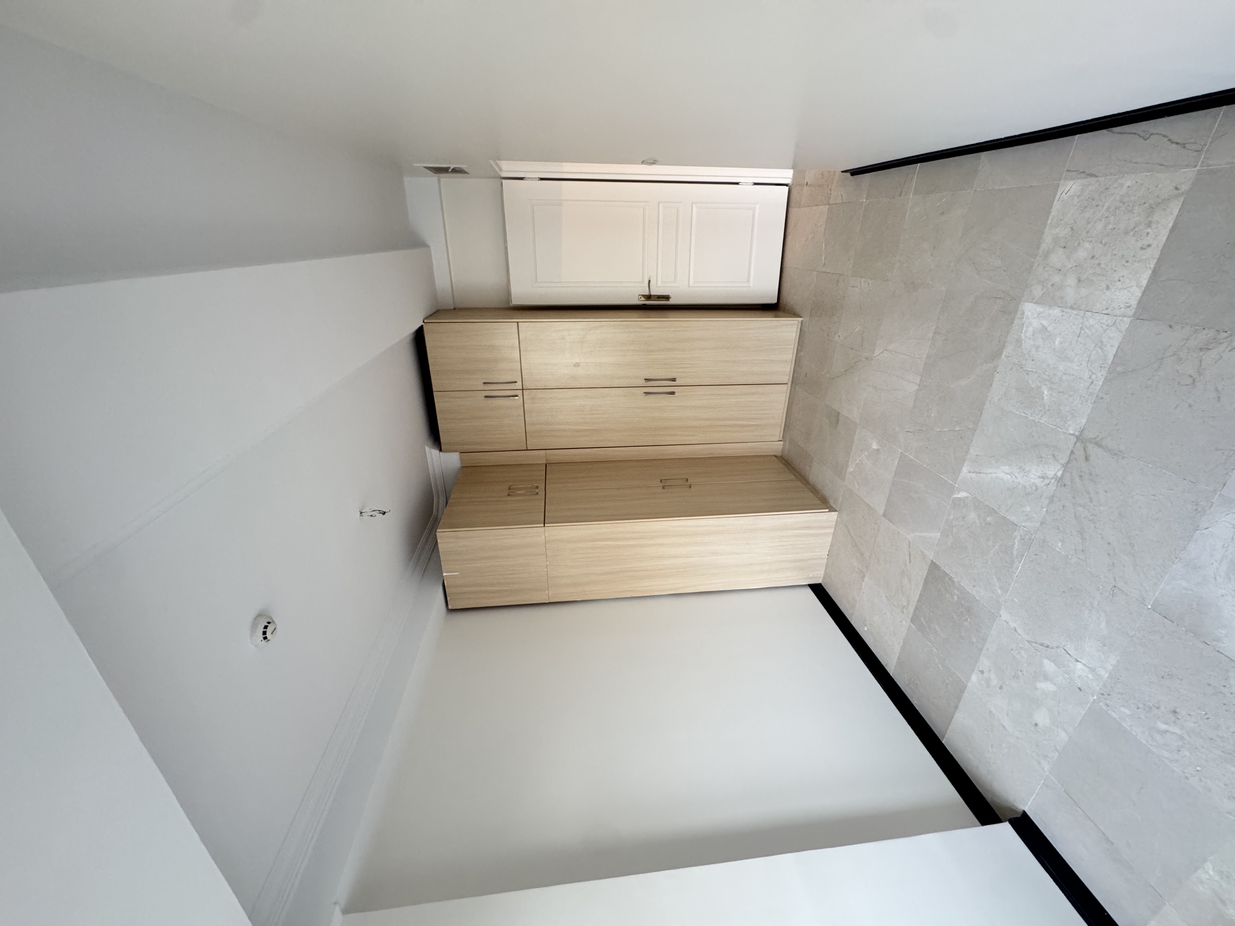 اجاره اپارتمان 94 متر نارمک 2 خوابه فول