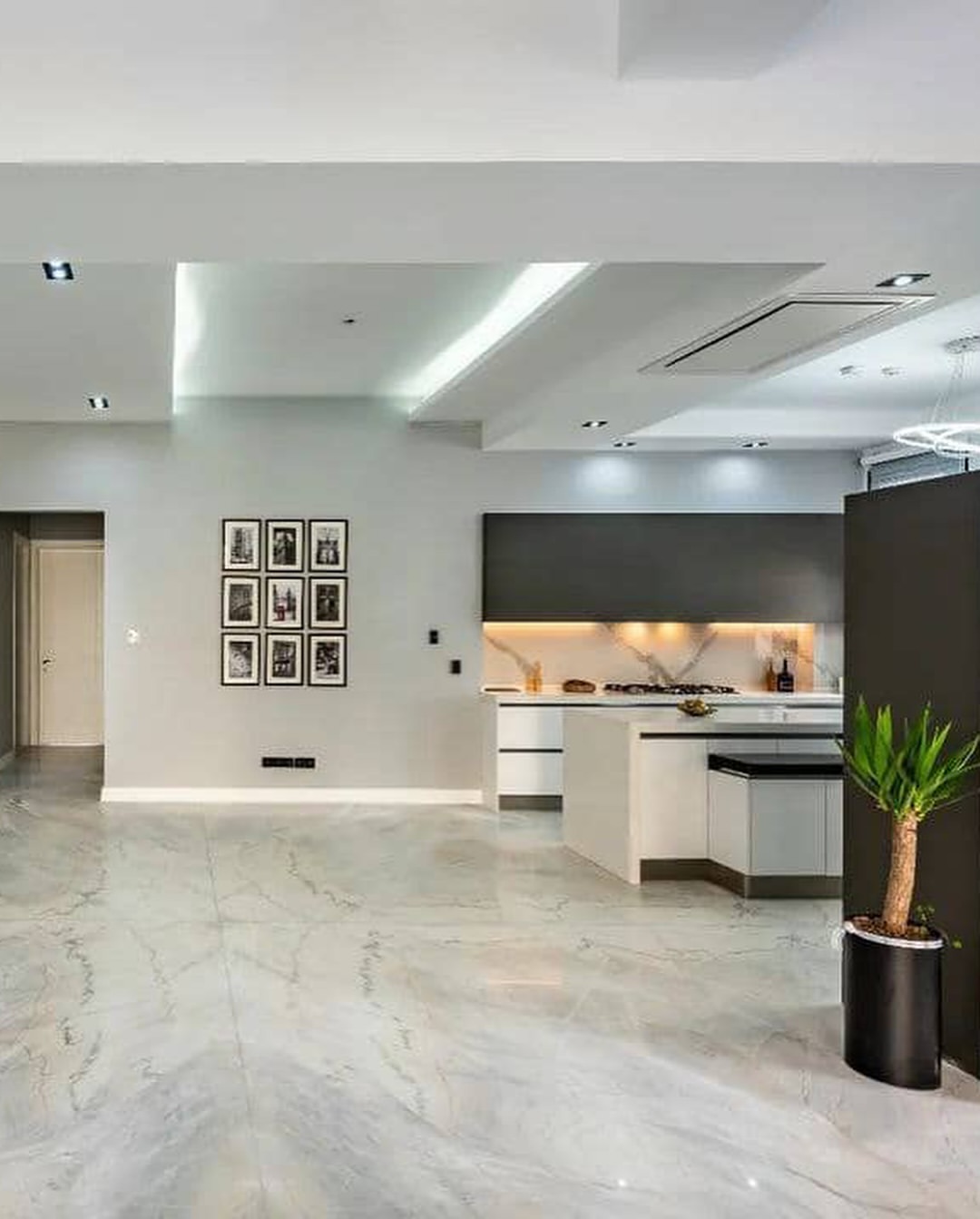 فروش آپارتمان 210 متر در فرمانیه غربی