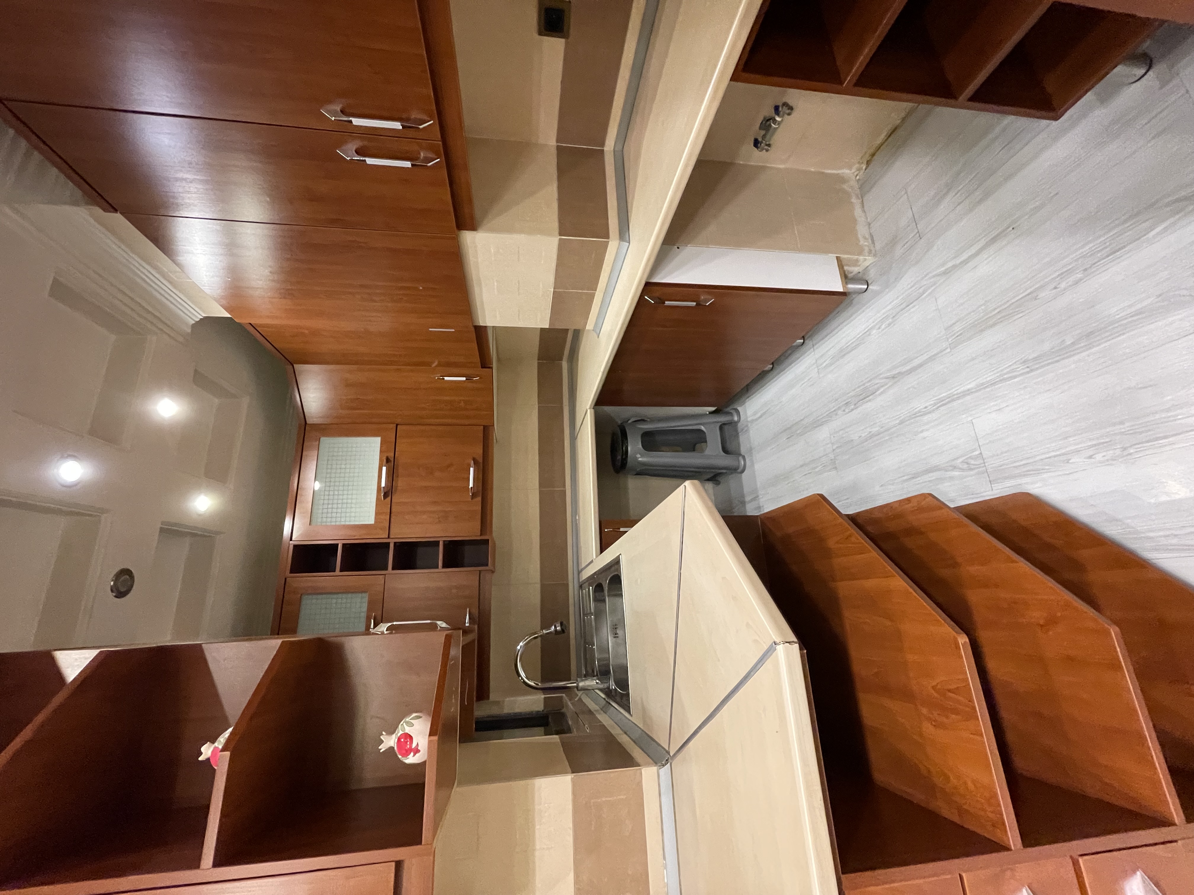 فروش آپارتمان 100 متر الهیه غرق نور