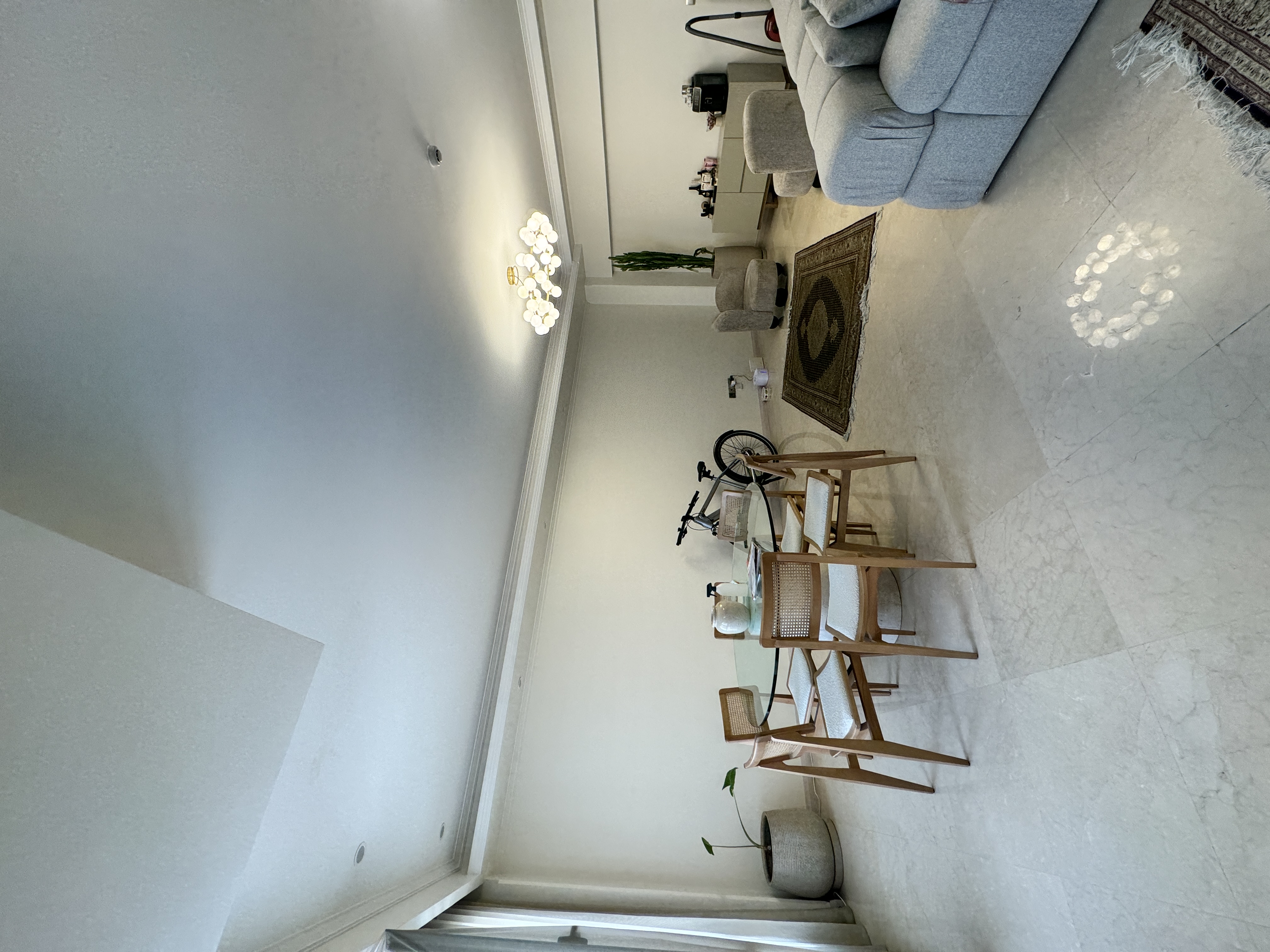 فروش آپارتمان 130متر آجودانیه مشاعات فعال