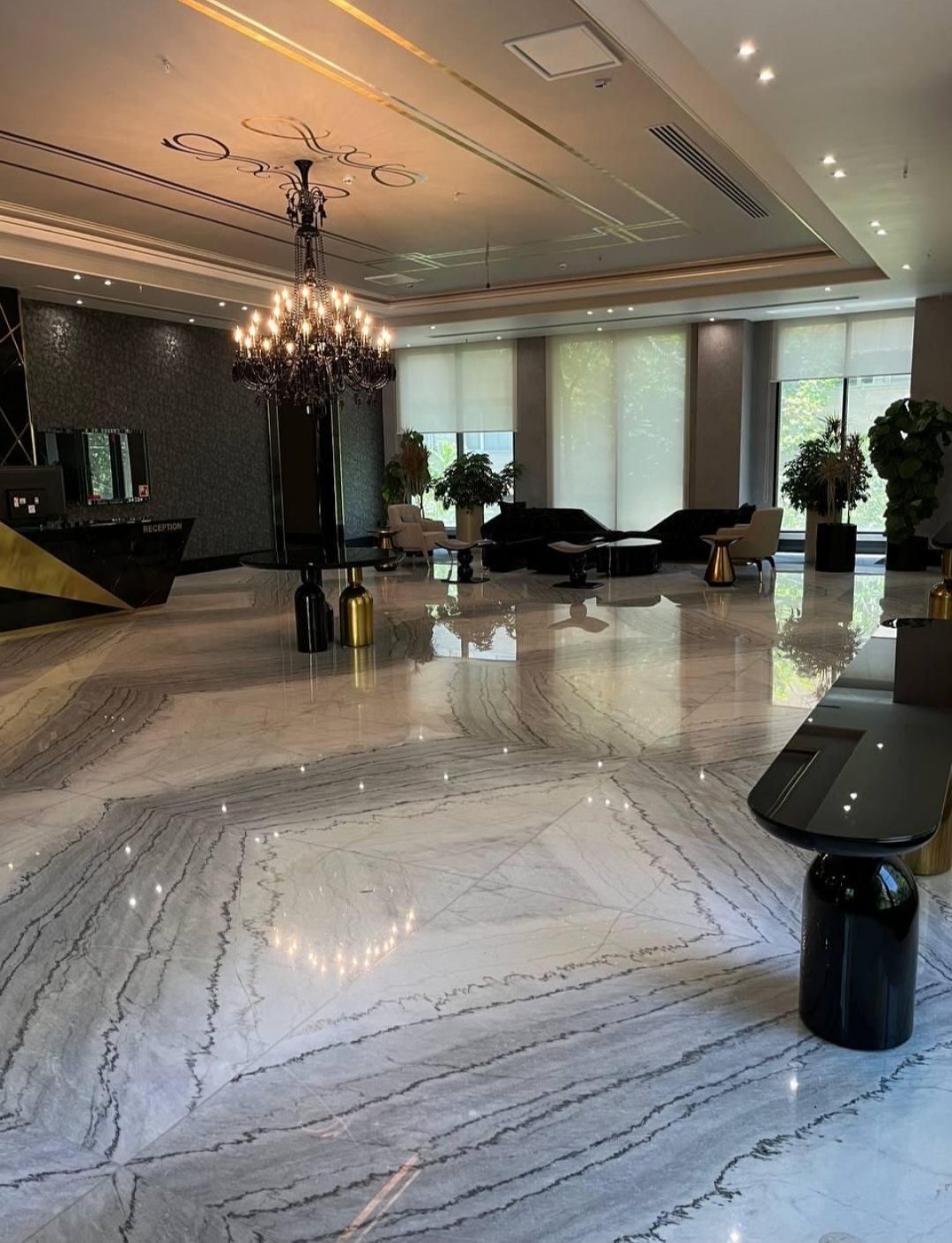 آپارتمان قیطریه 170 متر مدرن لابی من تراس چیدمان