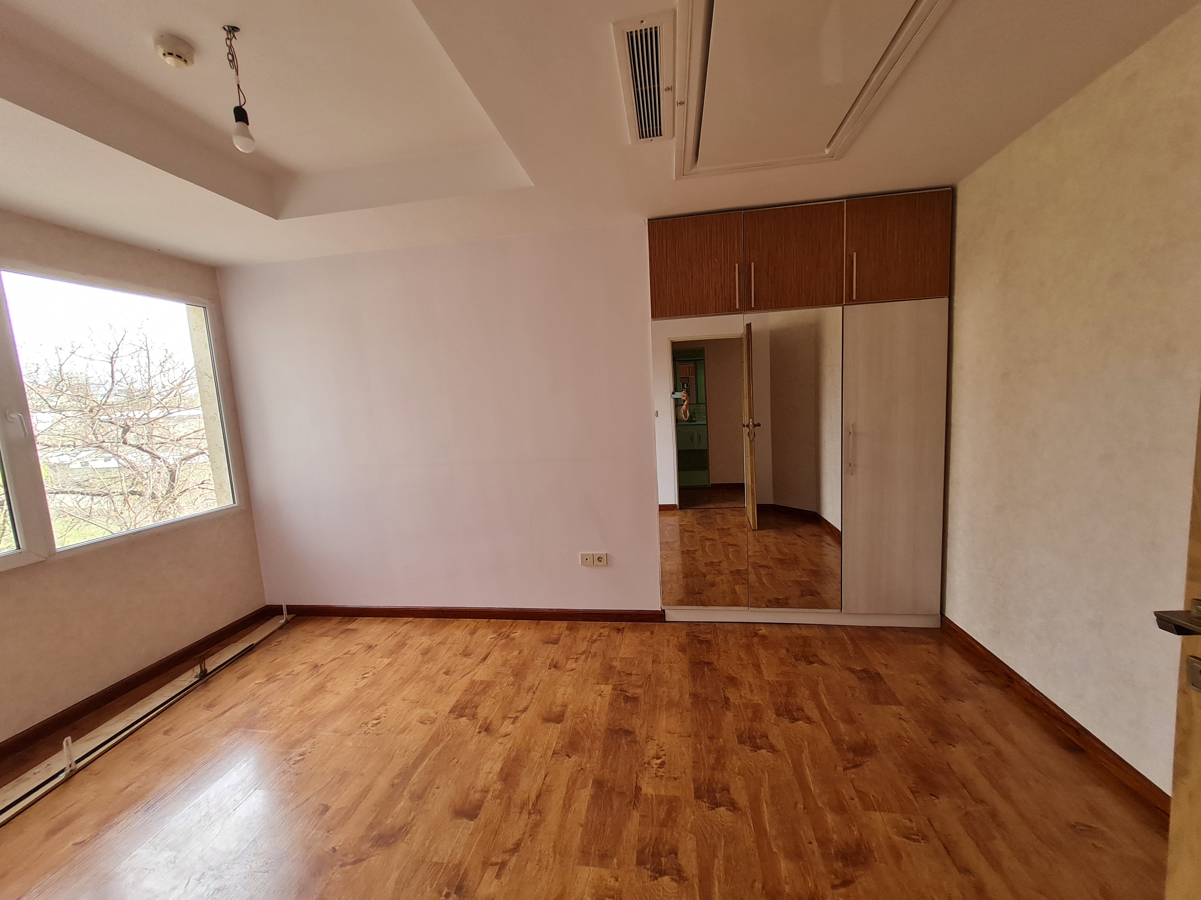 فروش آپارتمان 125 متر تاپ لوکیشن اقدسیه