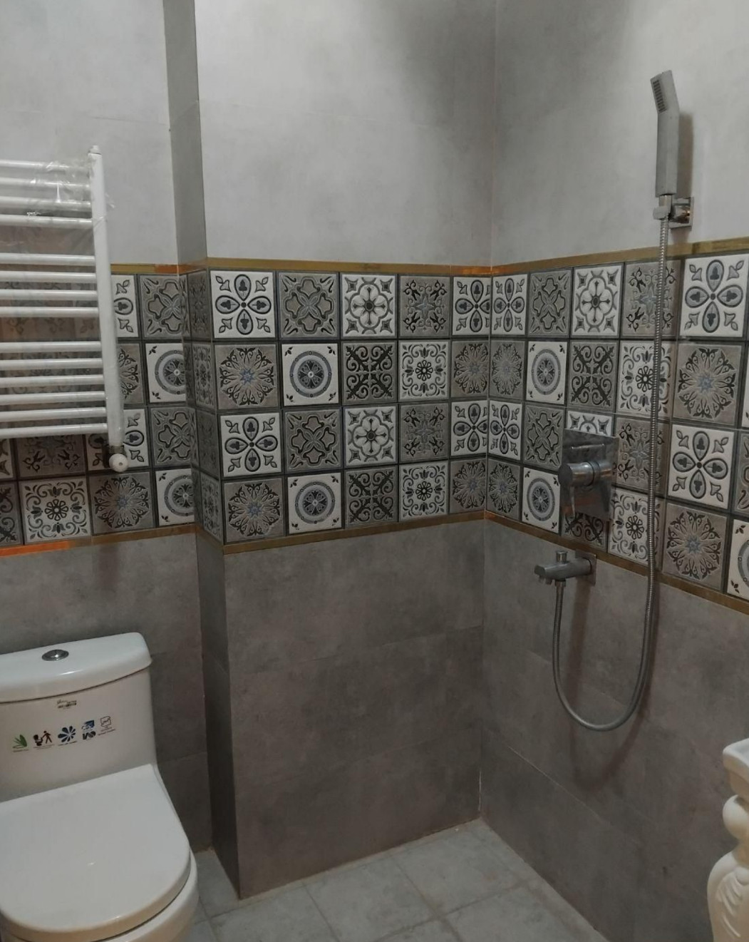 100 متر / زیر قیمت / فوری