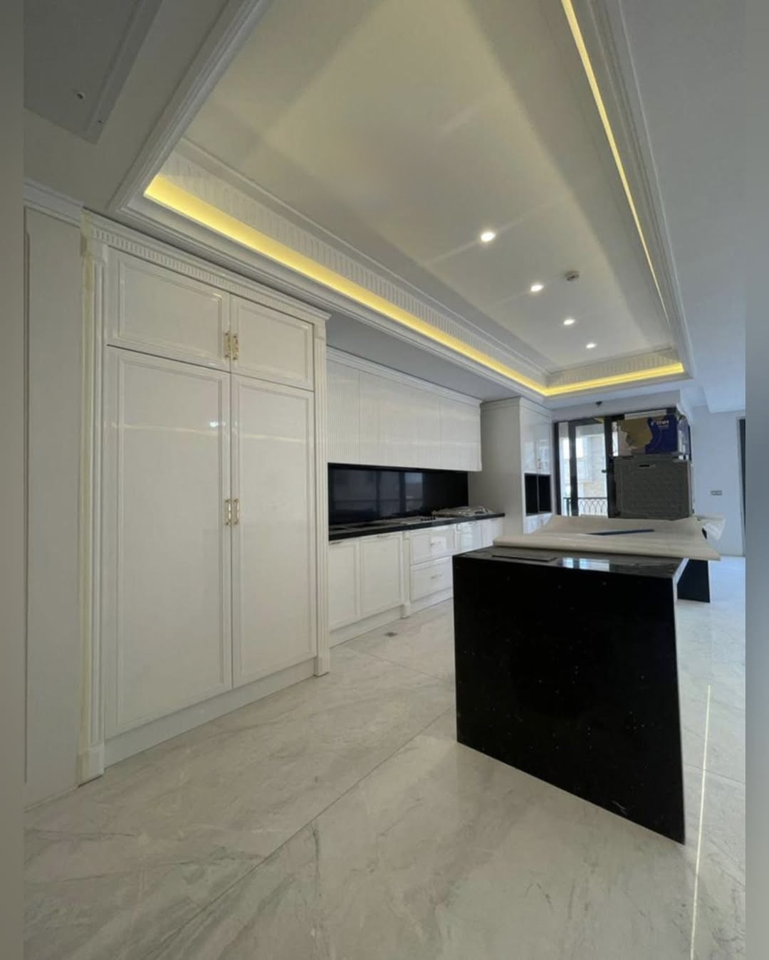 فروش آپارتمان 210 متر نیاوران سه مستر