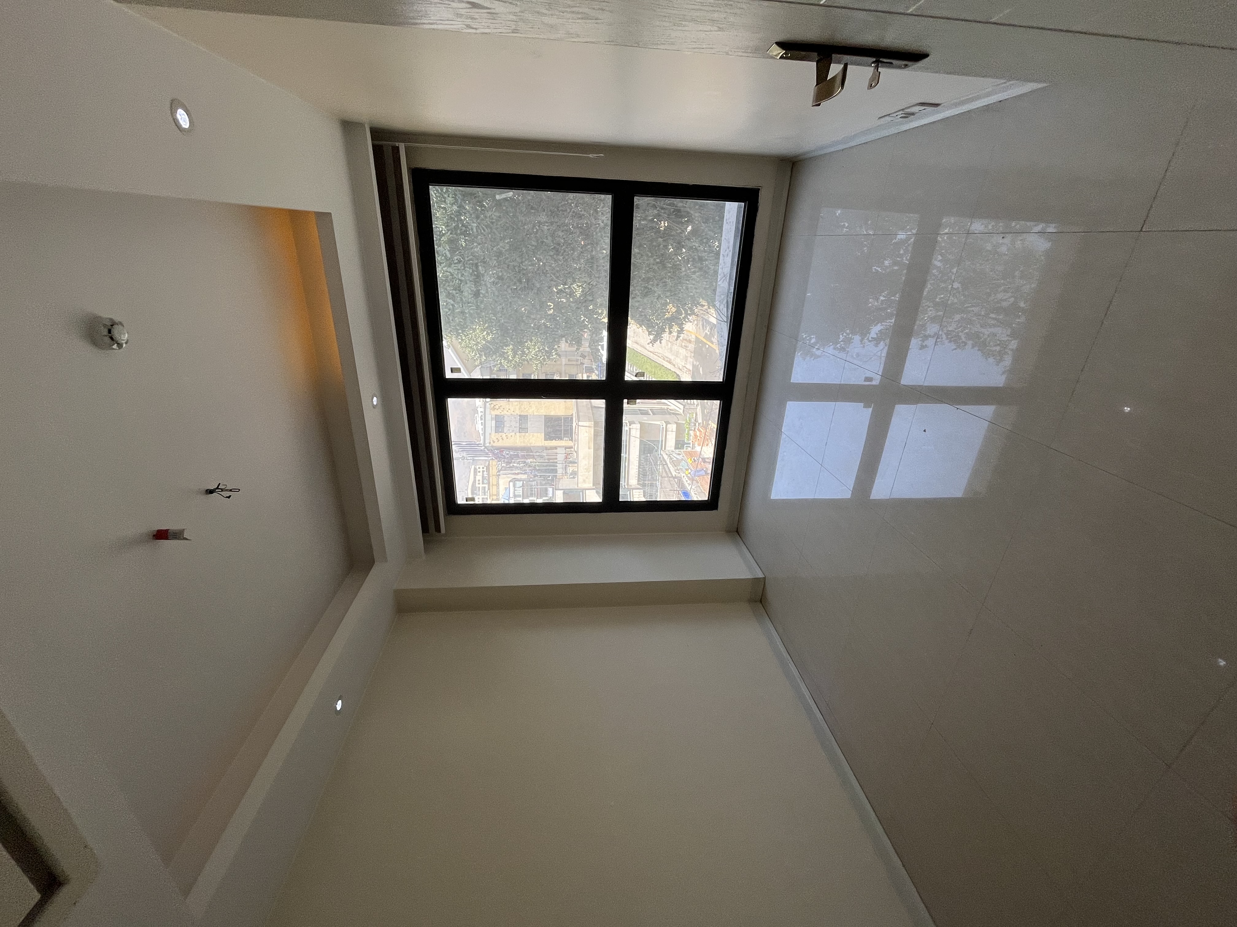 اجاره اداری 100 متر میدان قدس